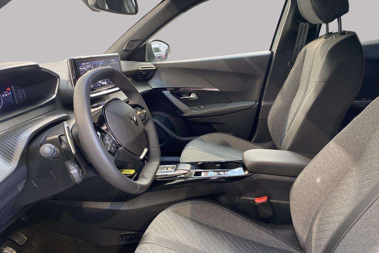 Peugeot 2008 Allure HYBRID 145 pk