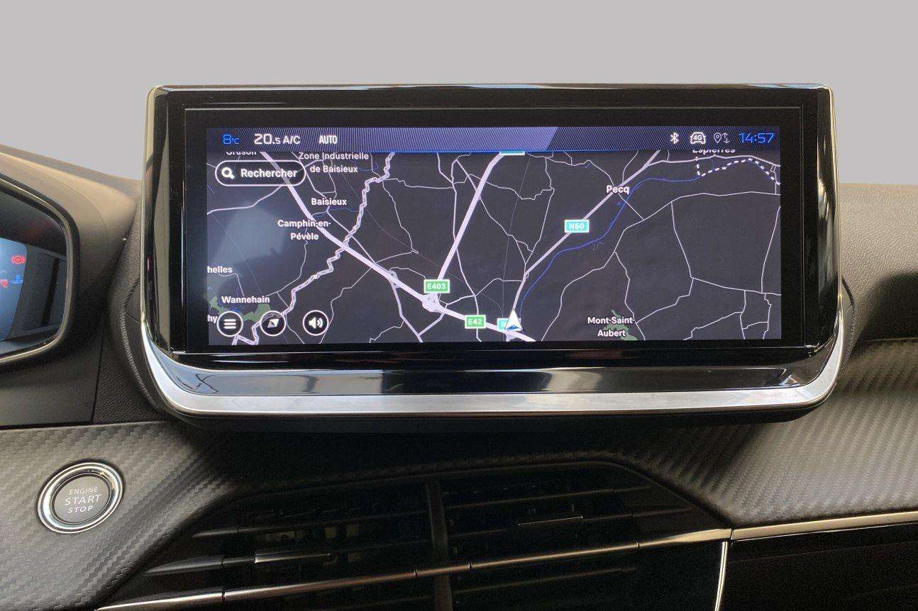 Peugeot 2008 Allure HYBRID 145 pk