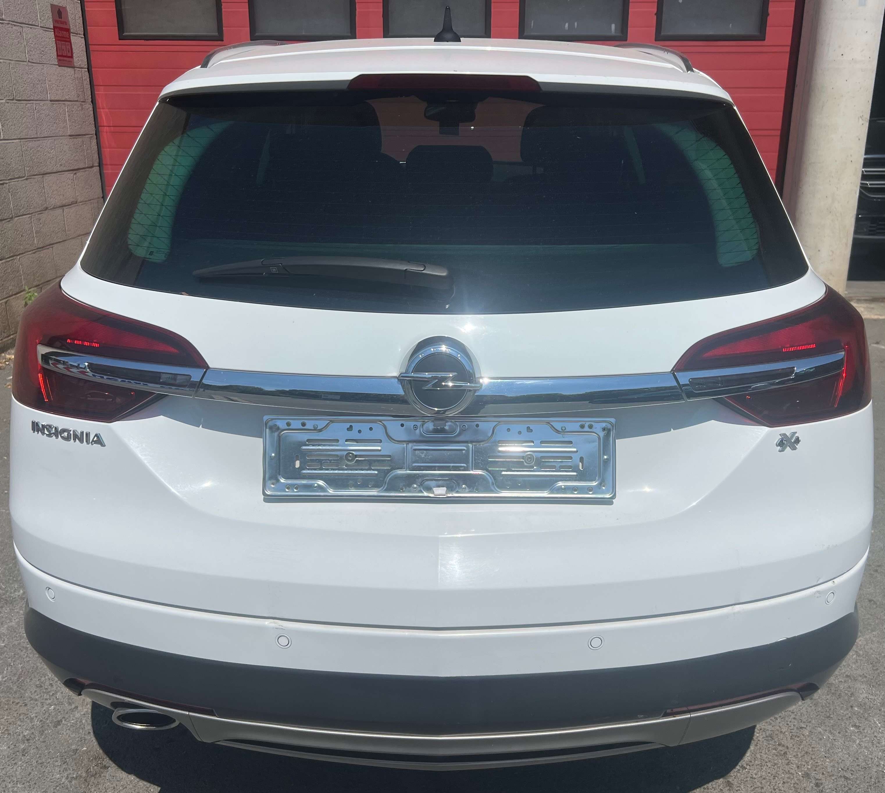 Opel Insignia Sports Tourer 2.0 CDTi ECOTEC 4x4 + CAMÉRA+ NAVI+ CUIR