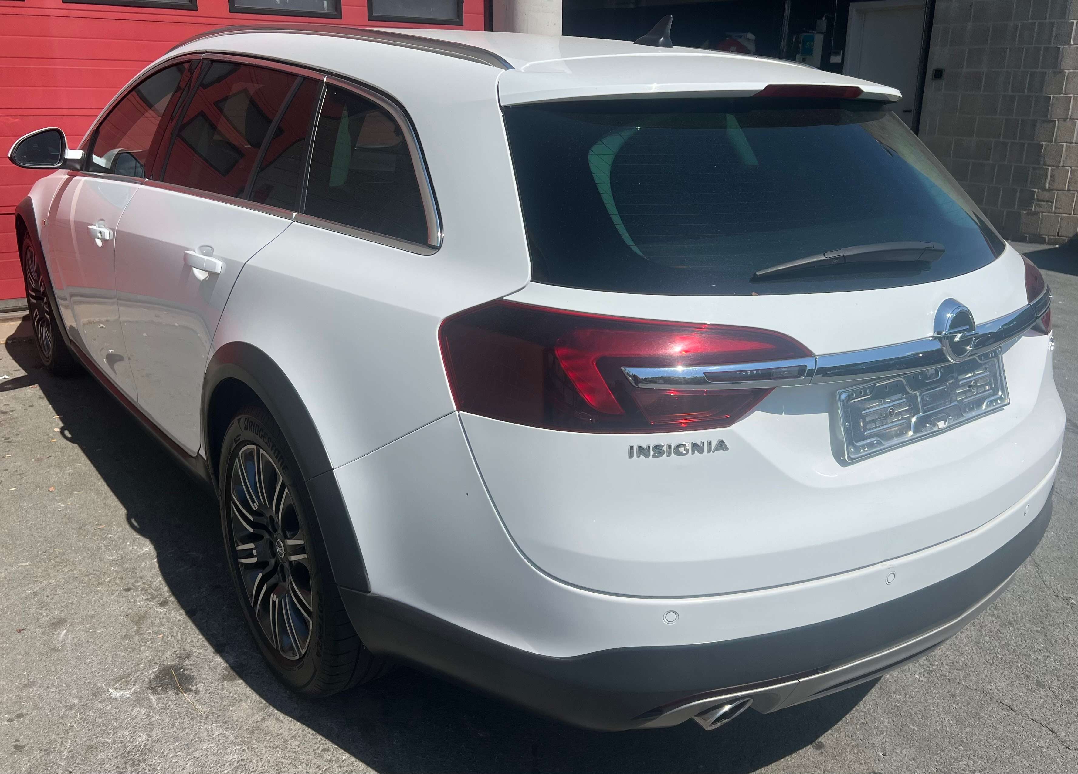 Opel Insignia Sports Tourer 2.0 CDTi ECOTEC 4x4 + CAMÉRA+ NAVI+ CUIR