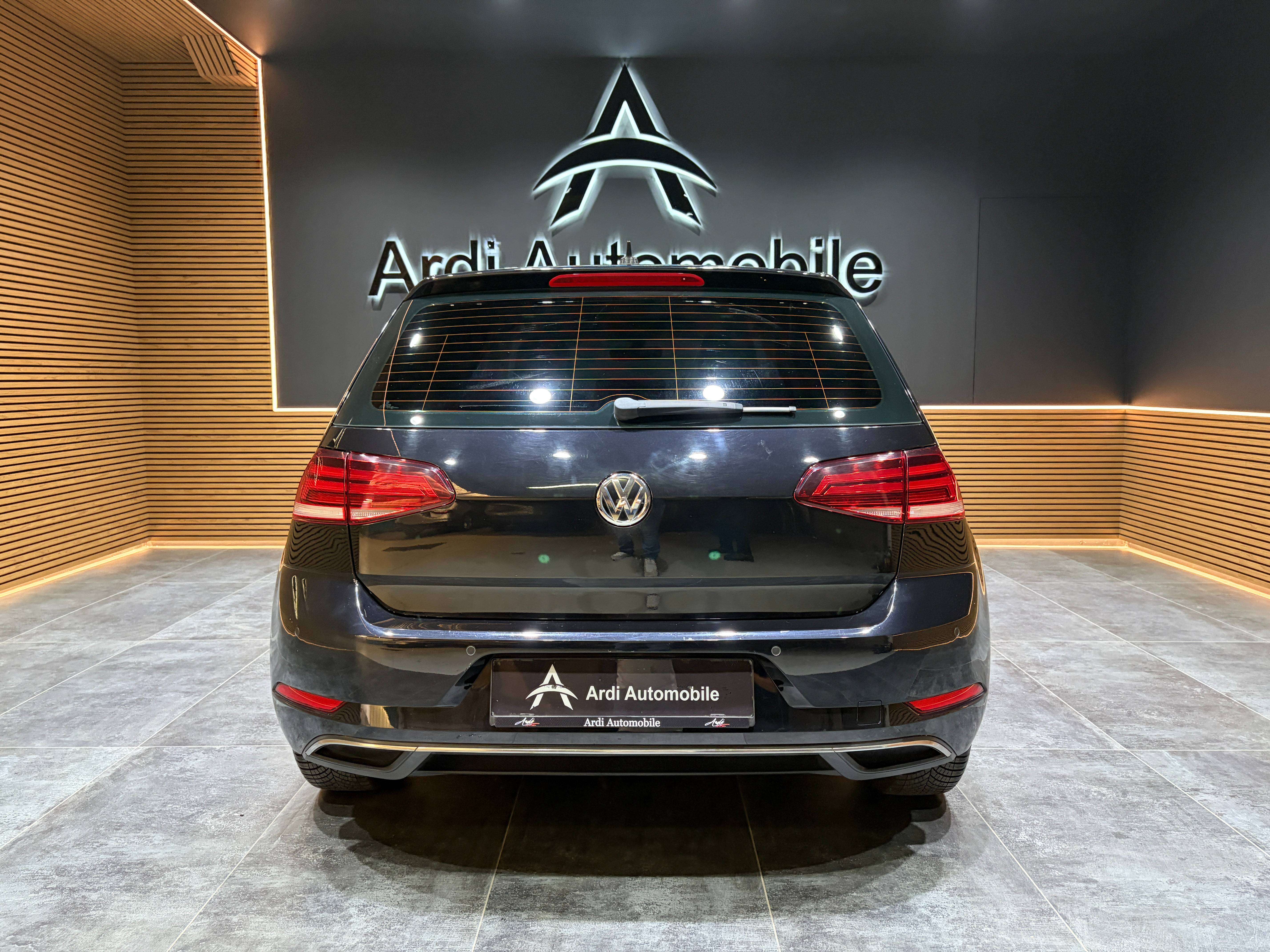 Volkswagen Golf 1.0 TSI DSG *CARPLAY*CAMERA*FRONT ASSIST*GARANTIE*