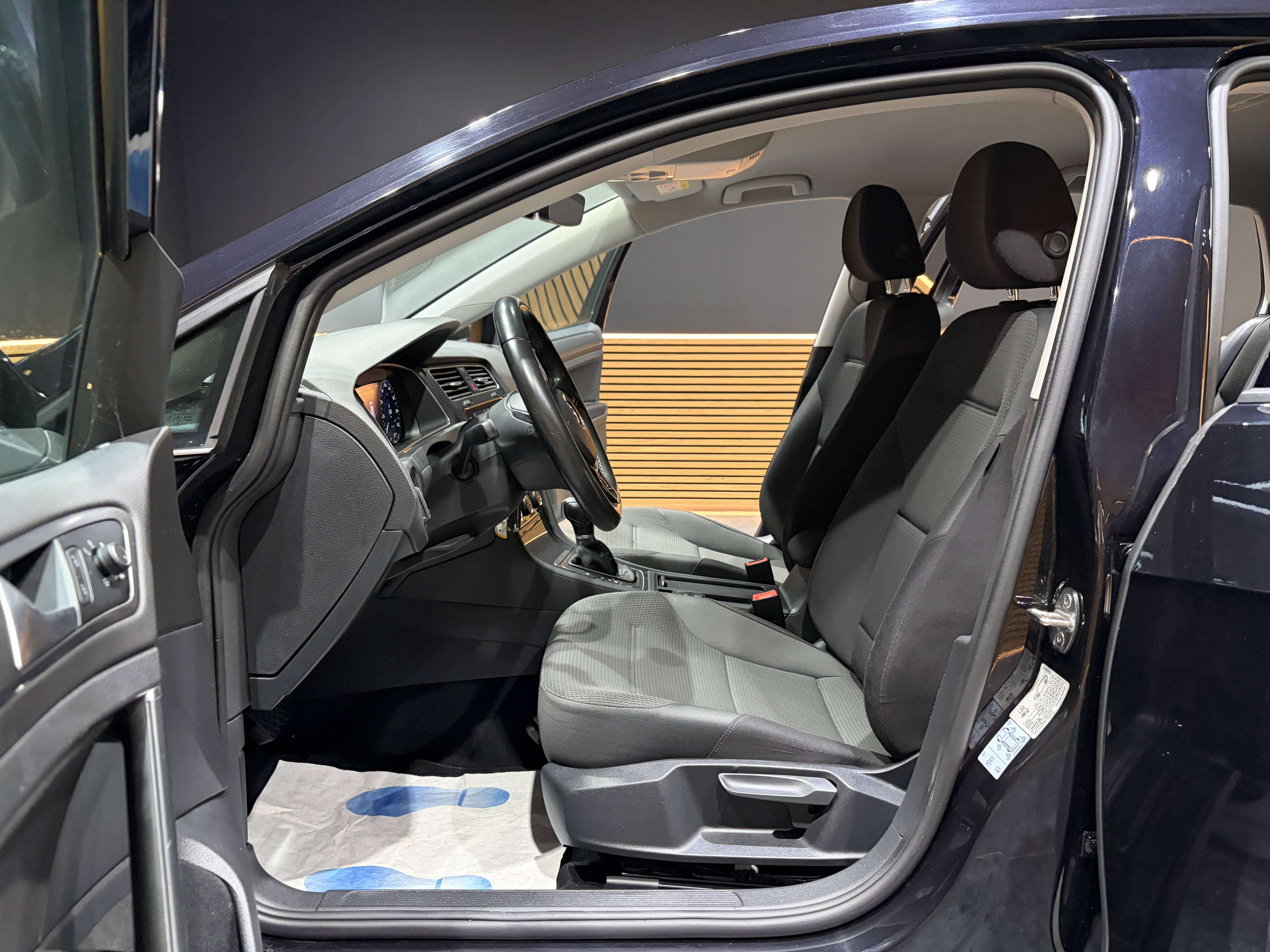 Volkswagen Golf 1.0 TSI DSG *CARPLAY*CAMERA*FRONT ASSIST*GARANTIE*