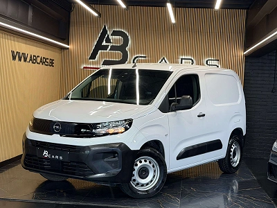 Peugeot Partner 1.5HDI ** UTILITAIRE ** GARANTIE 12 MOIS **