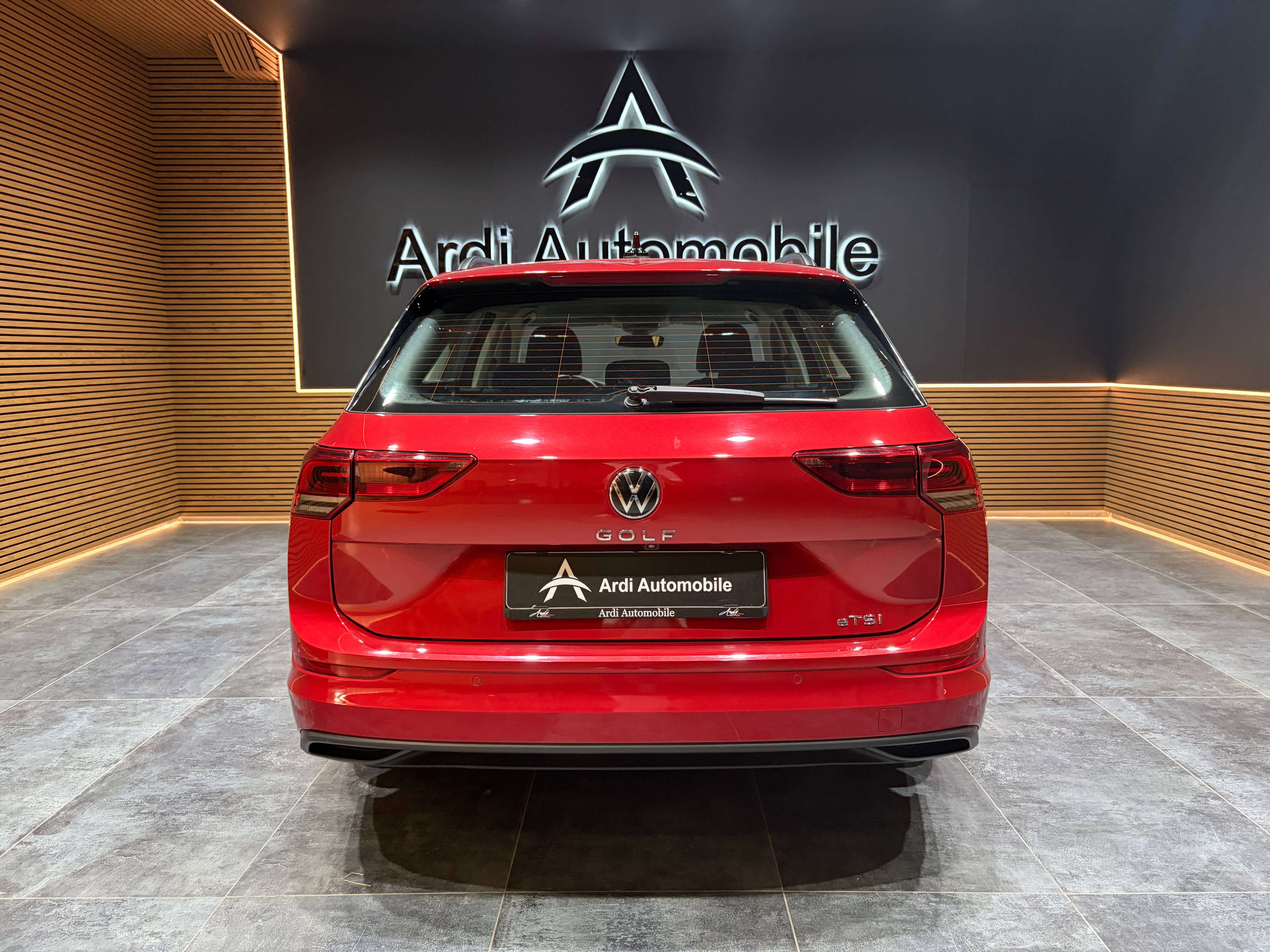 Volkswagen Golf Variant 1.0 eTSI DSG *CARPLAY*SIEGE CHAUFF*LED*GARANTIE*