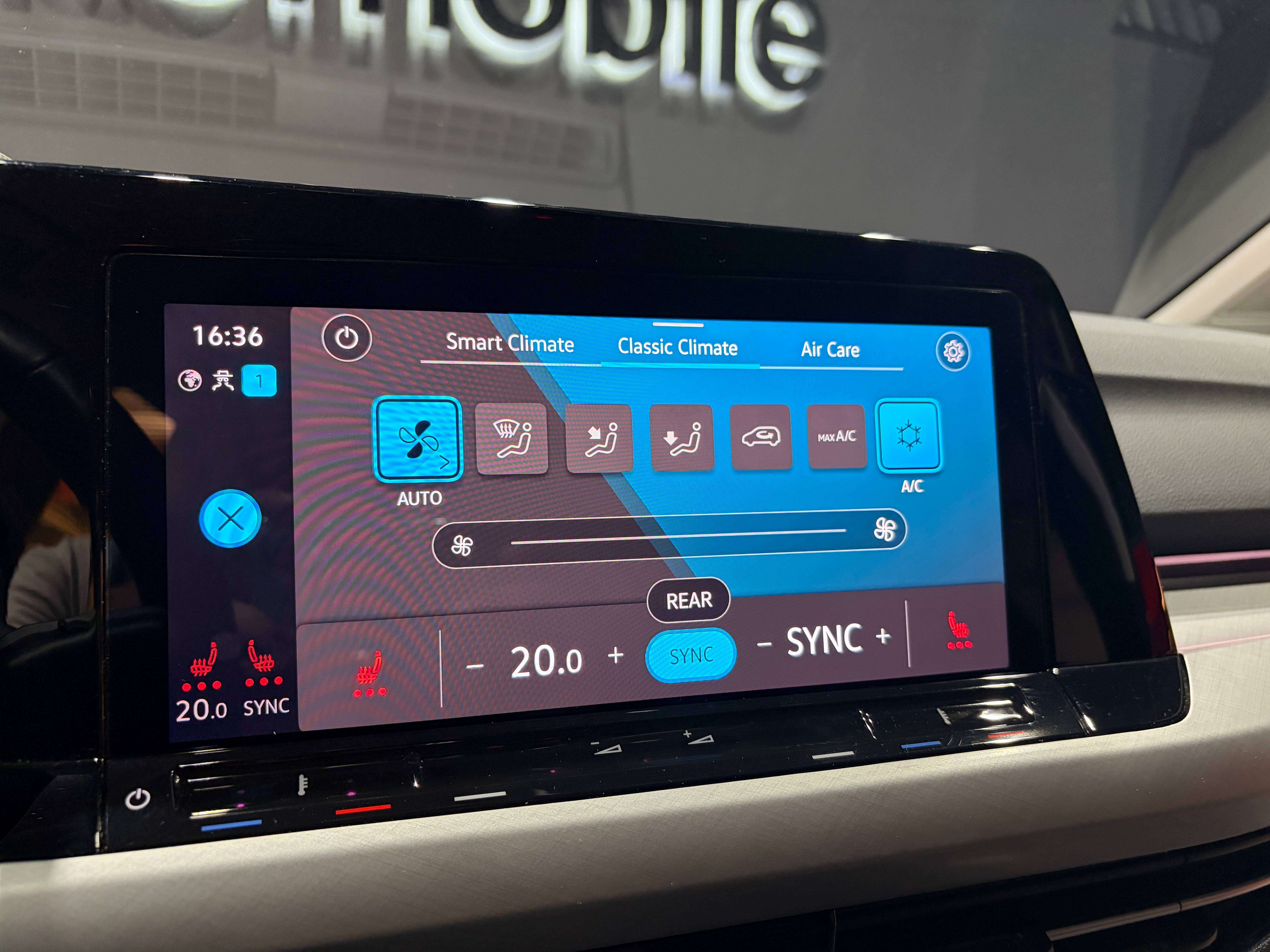 Volkswagen Golf Variant 1.0 eTSI DSG *CARPLAY*SIEGE CHAUFF*LED*GARANTIE*