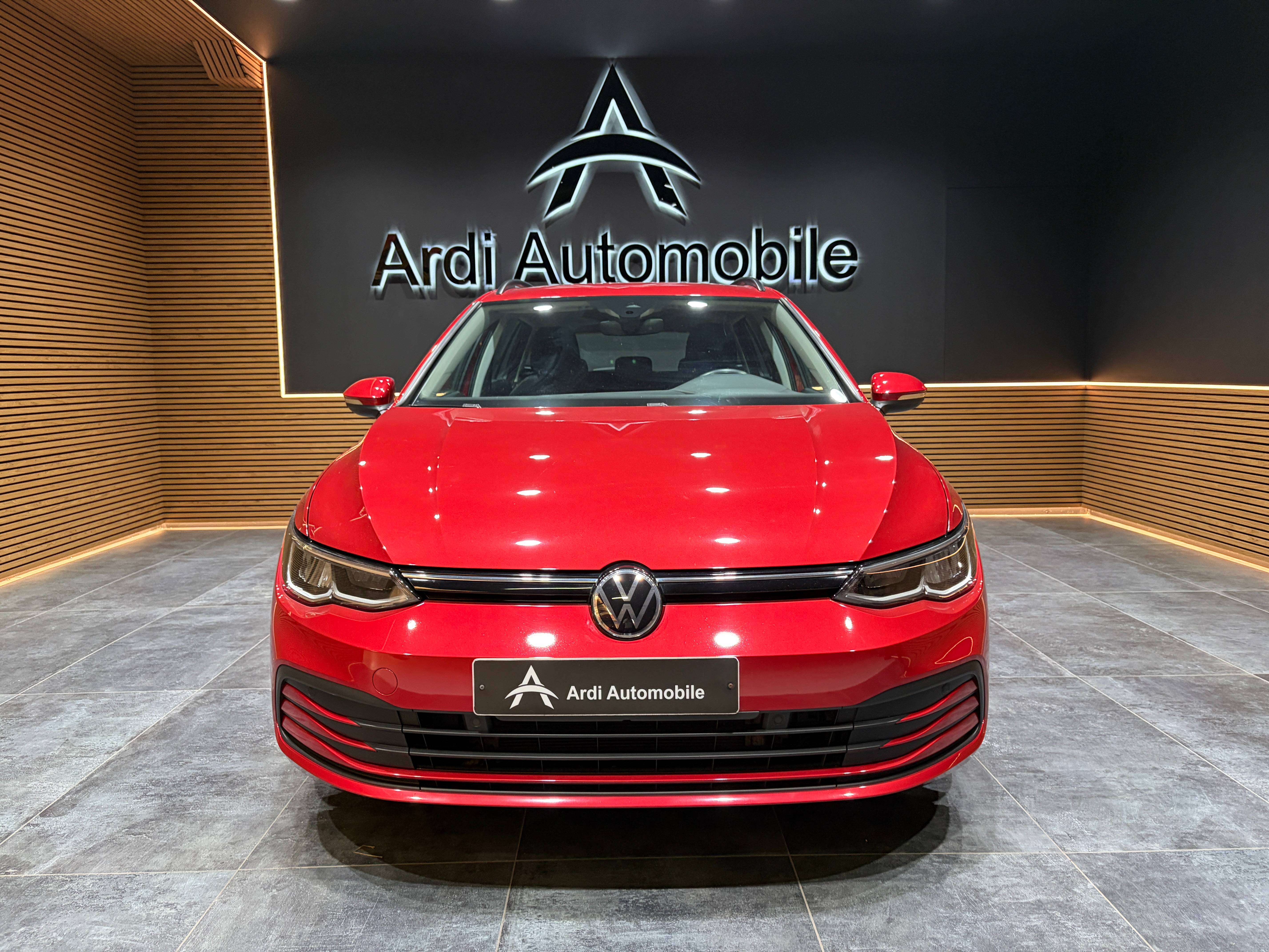 Volkswagen Golf VARIANT 1.0 eTSI DSG *CARPLAY*SIEGE CHAUFF*LED*GARANTIE*