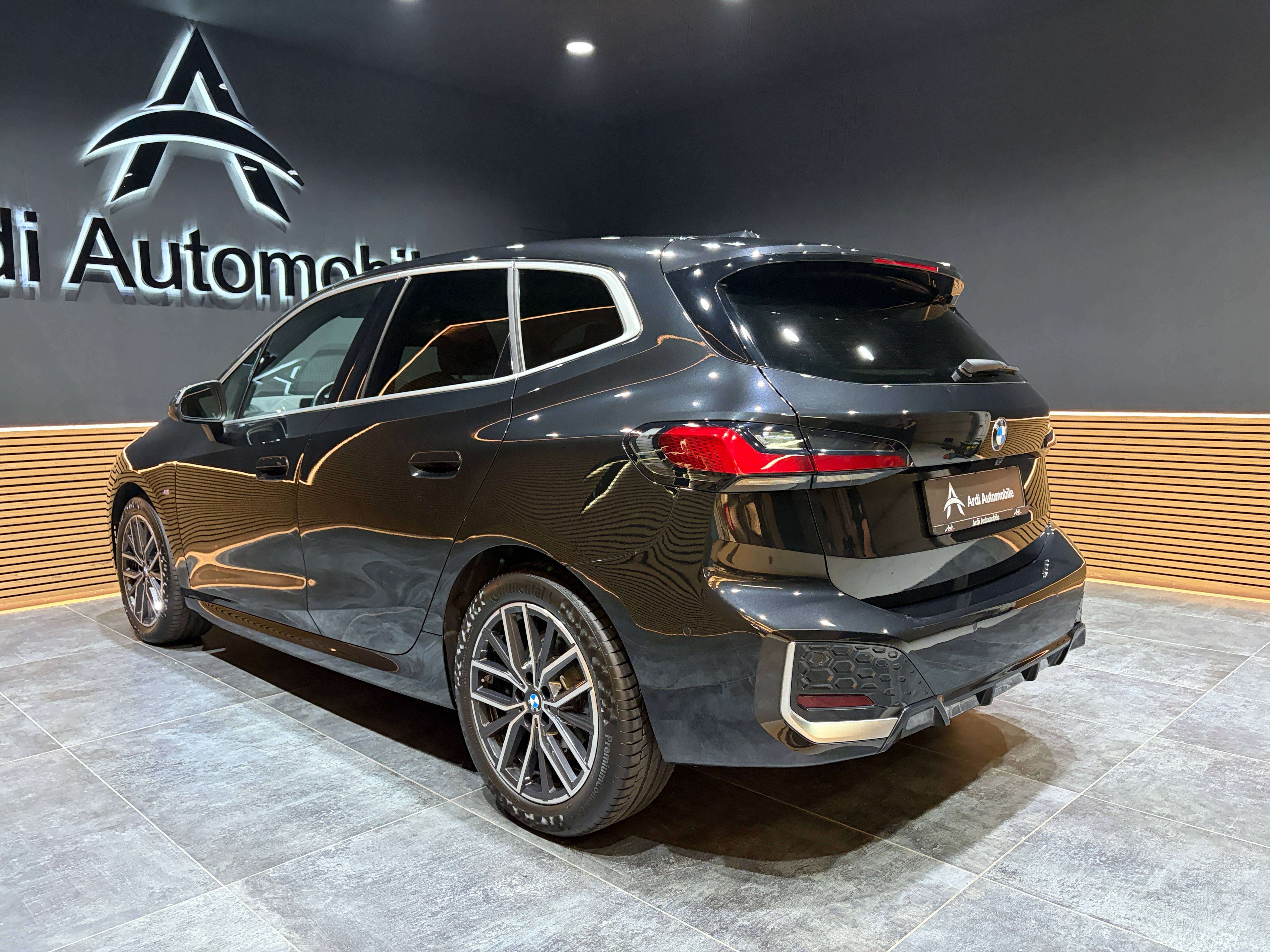 BMW 218 iA Active Tourer *PACK M*CARPLAY*CAMERA*1ER PROPRIO*GARANTIE*