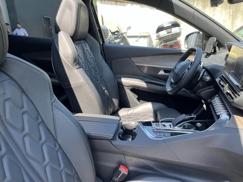 Peugeot 3008 1.6i PureTech 16V S&S - 180 BV EAT8 II 2016 GT PHASE 2