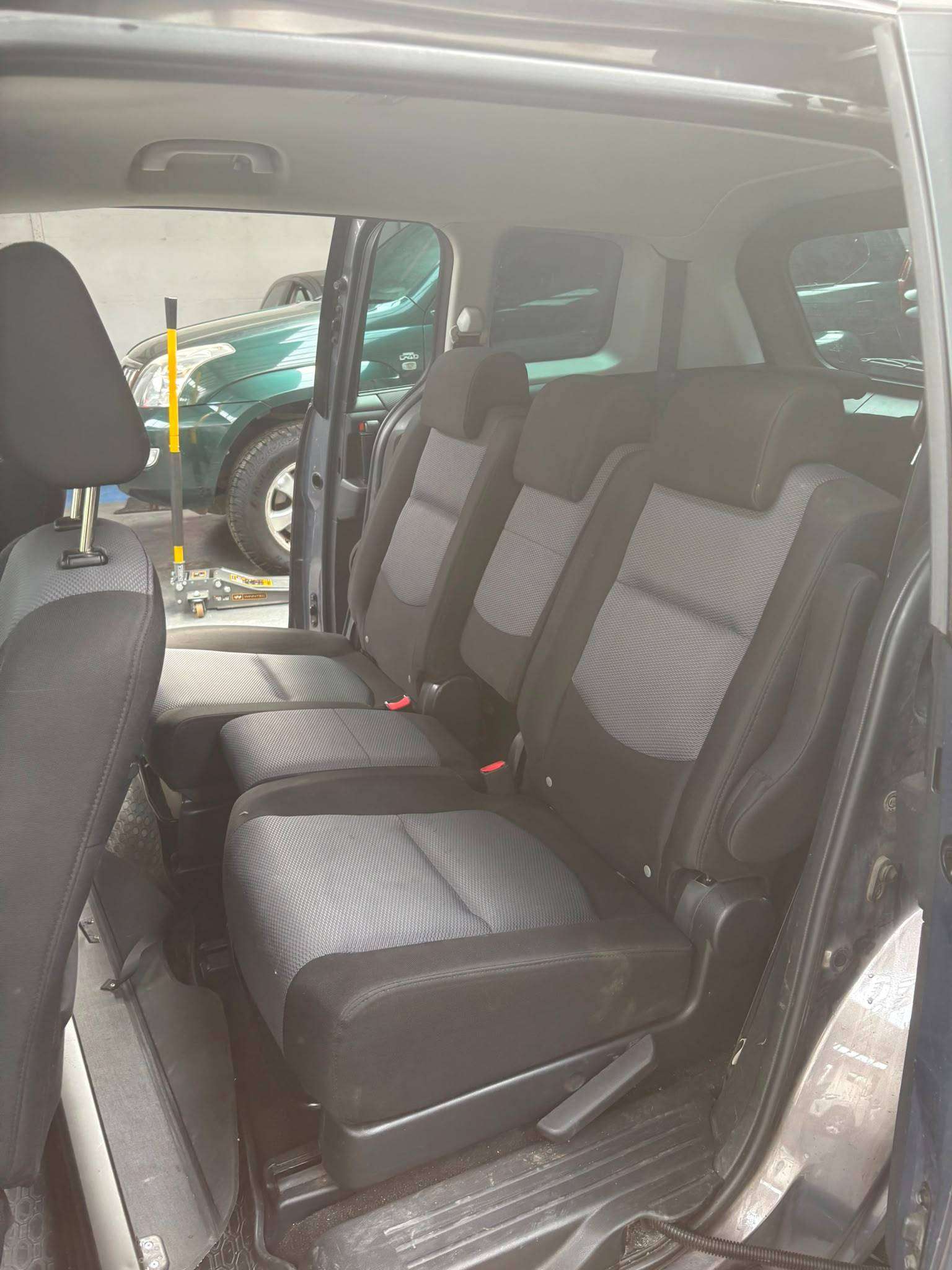 Mazda 5 7 places/2.0 Fuel/Airco/Export