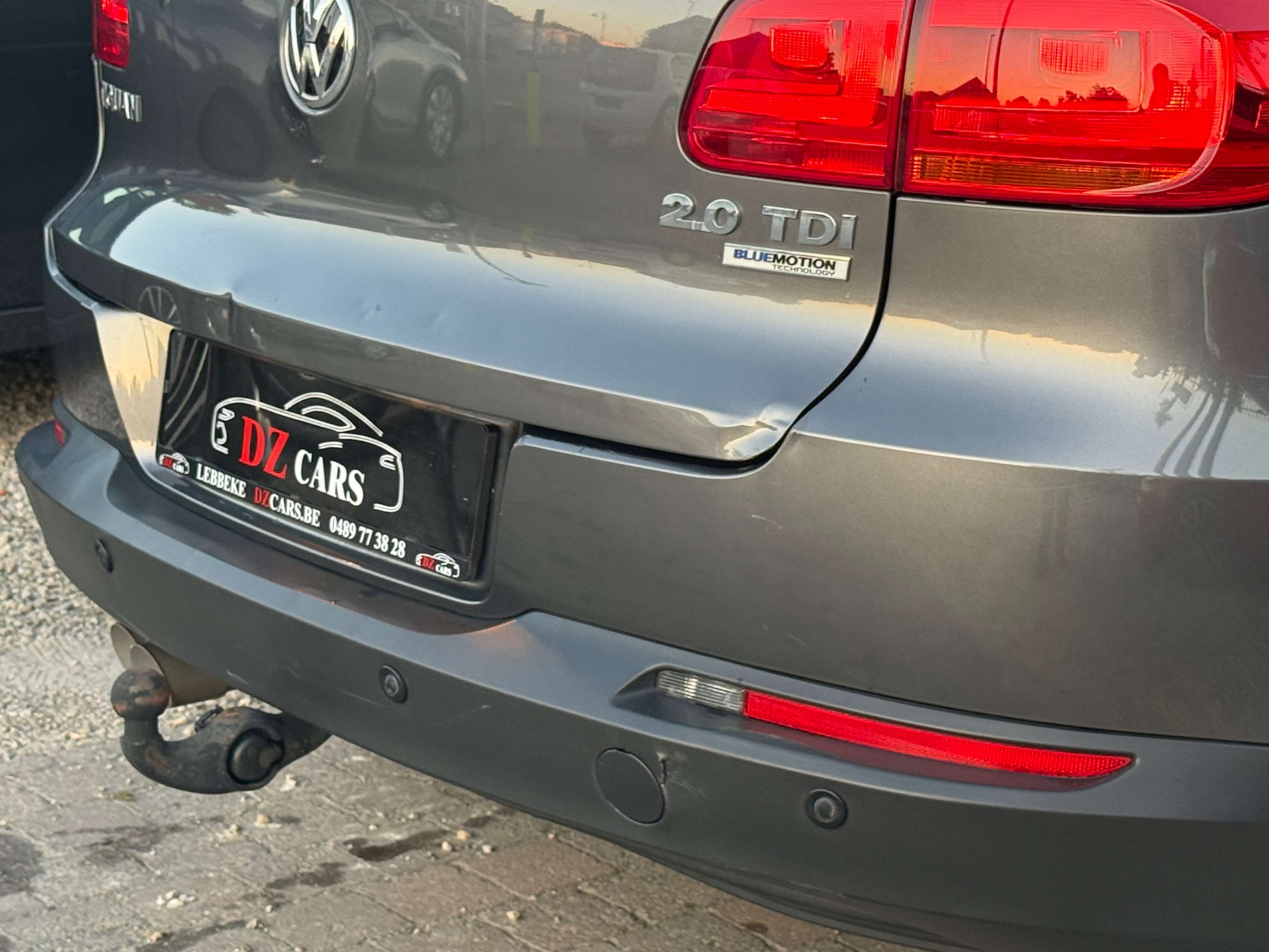 Volkswagen Tiguan 2.0TDI 110PK |✅NAVIGATIE | PANO DAK | LEDER | TREKHAAK | ZETELVERWARMING | EURO 6B | ELEK. ZETEL VERSTELLING