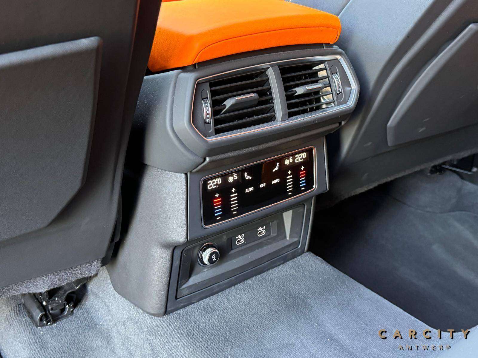 Lamborghini Urus Urus V8 2023*CARBON PACK*ORANGE INT*MASSAGE*