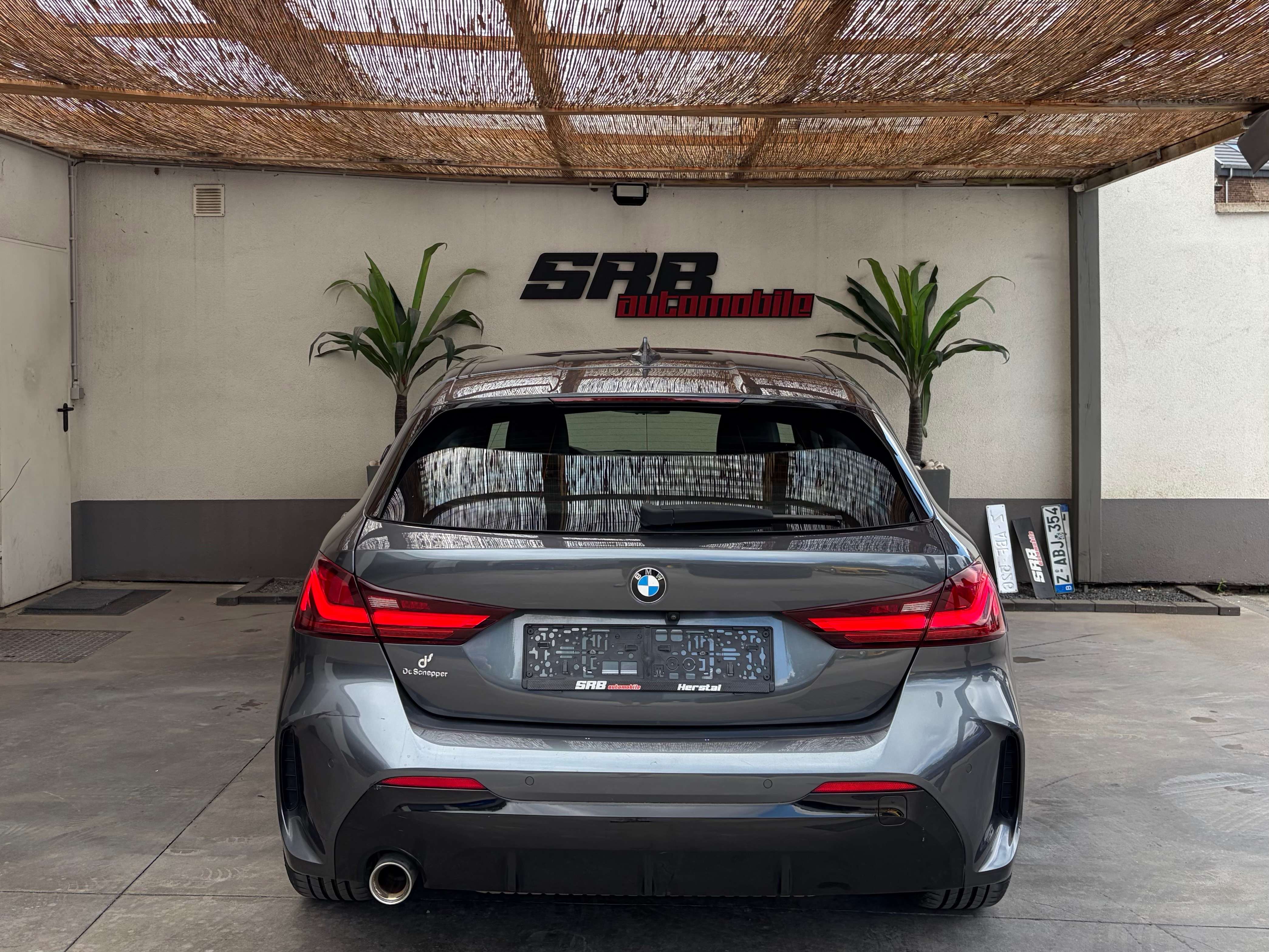 BMW 118 BMW 118i Pack M