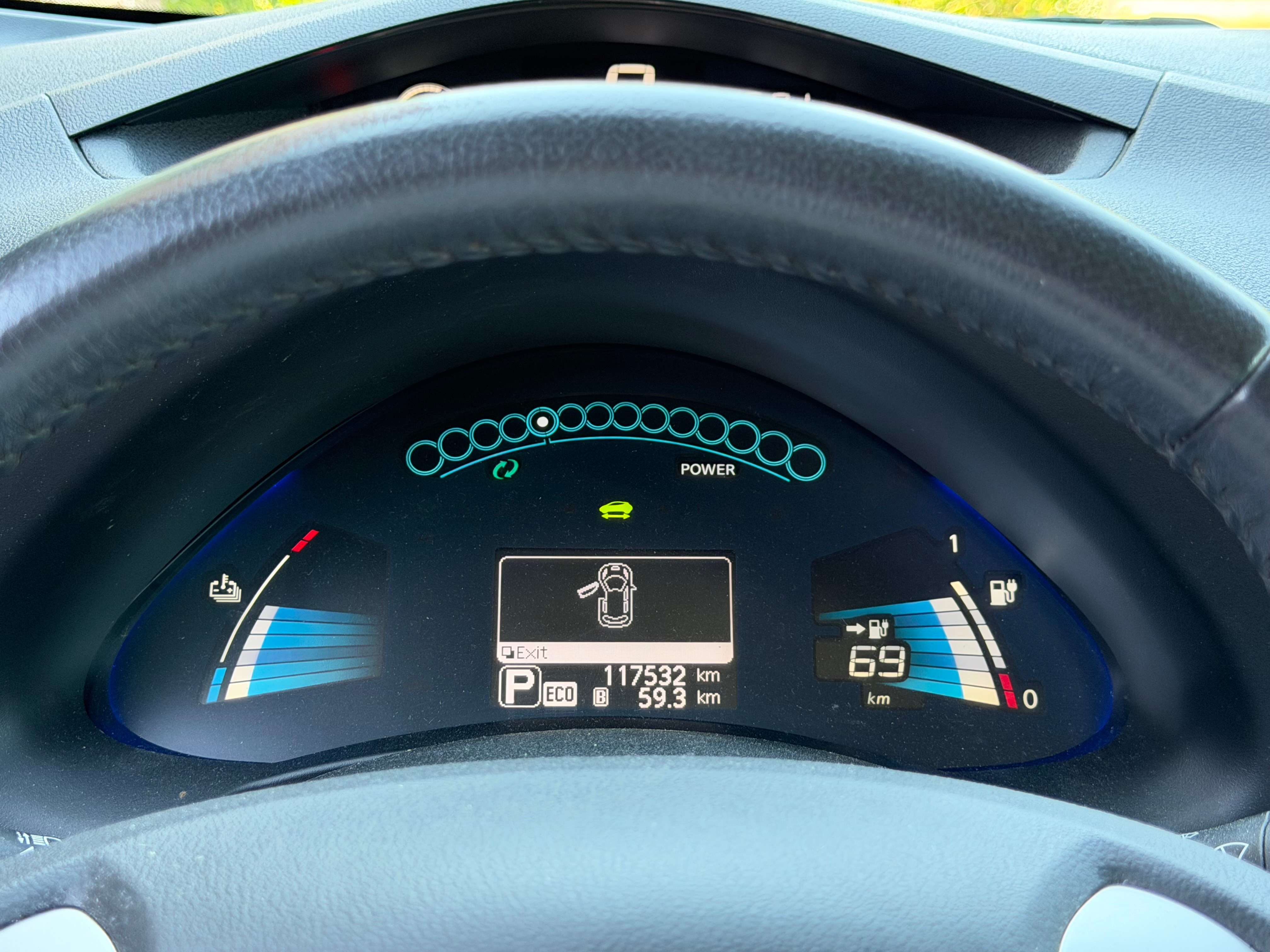 Nissan Leaf 24 kWh // CAM 360 // GPS // CUIR // CRUISE //