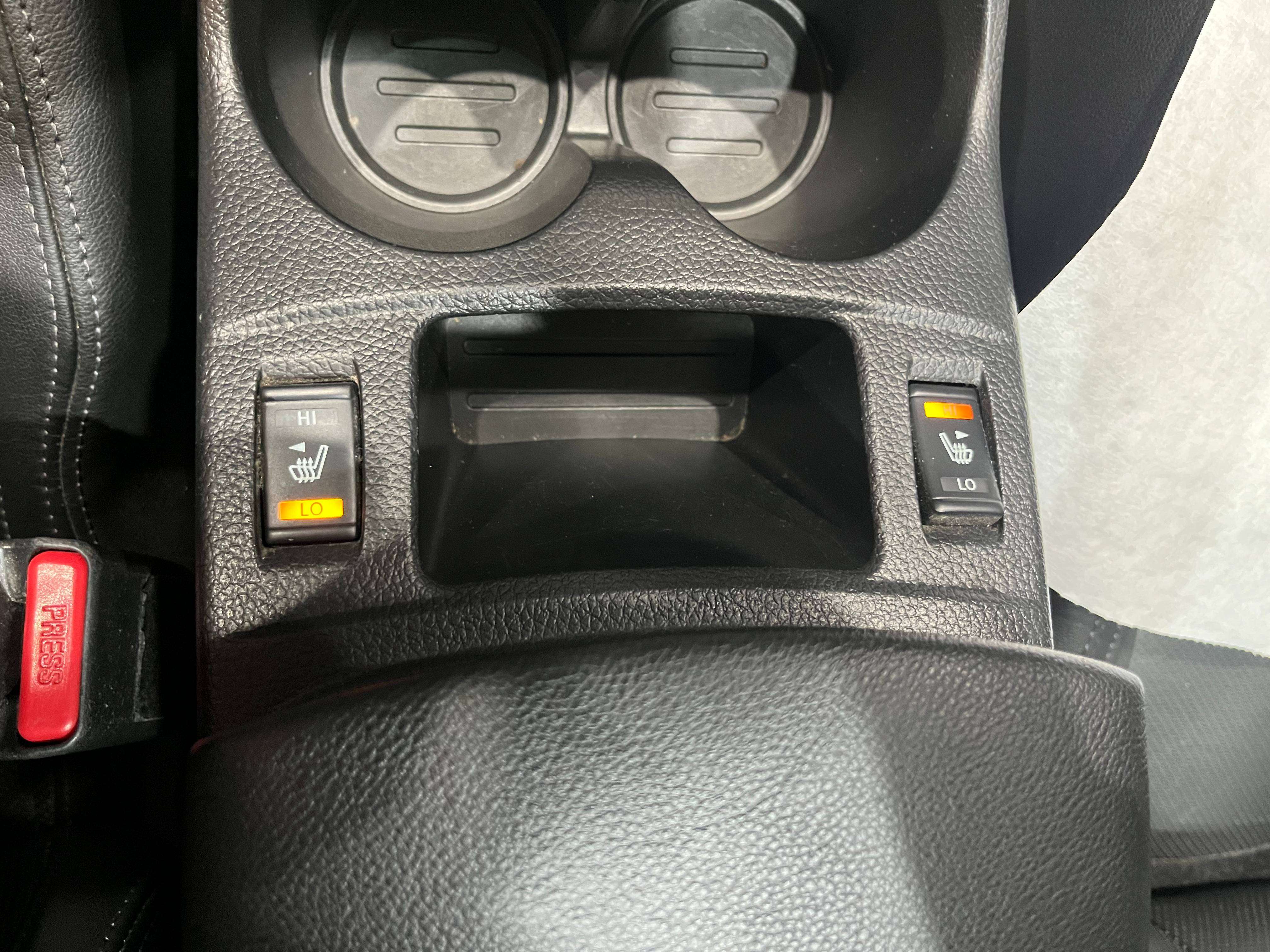 Nissan Qashqai 1.6 dCi 4WD *TOIT PANO*XENON*1ER PROPRIO*GARANTIE*