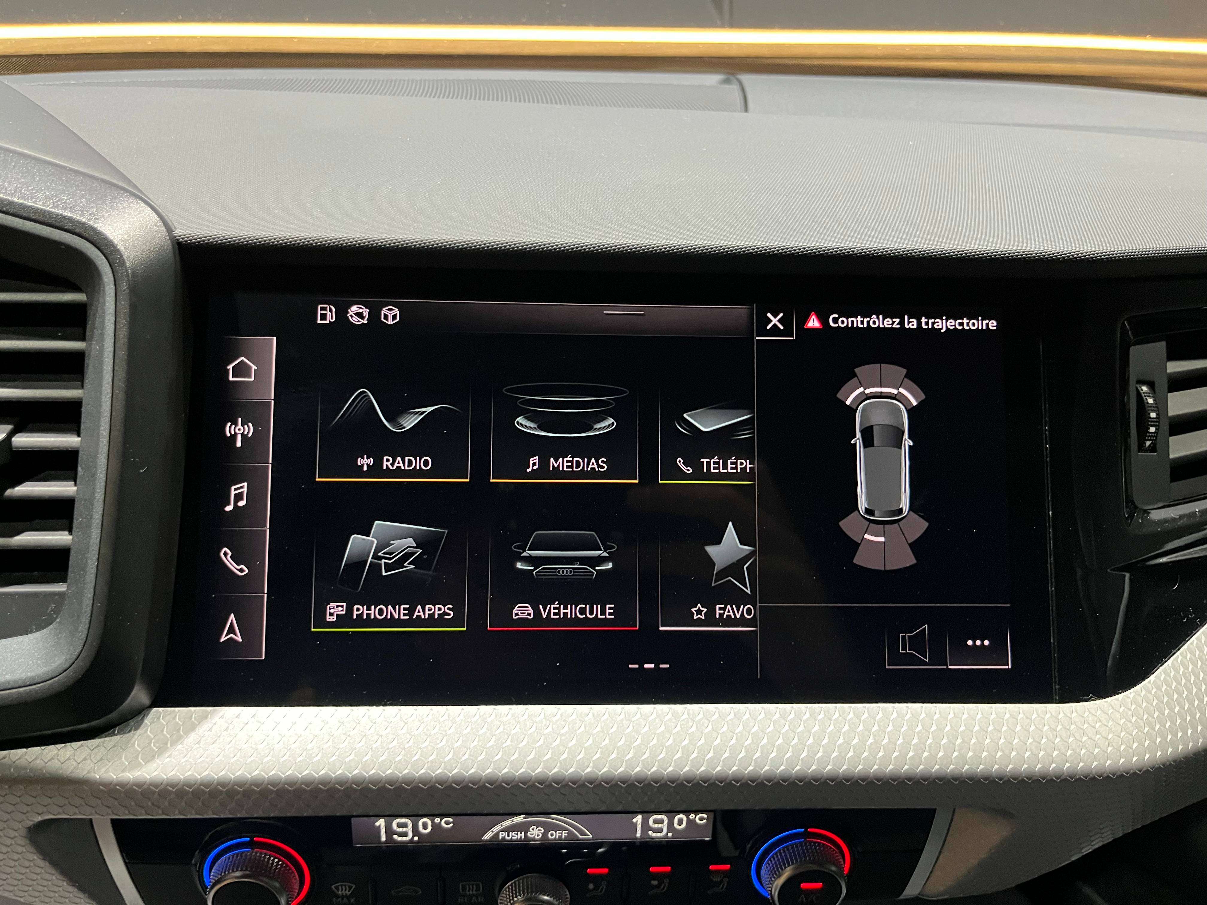 Audi A1 Sportback 1.0 TFSI S tronic*CARPLAY*1ER PROP*GARANTIE