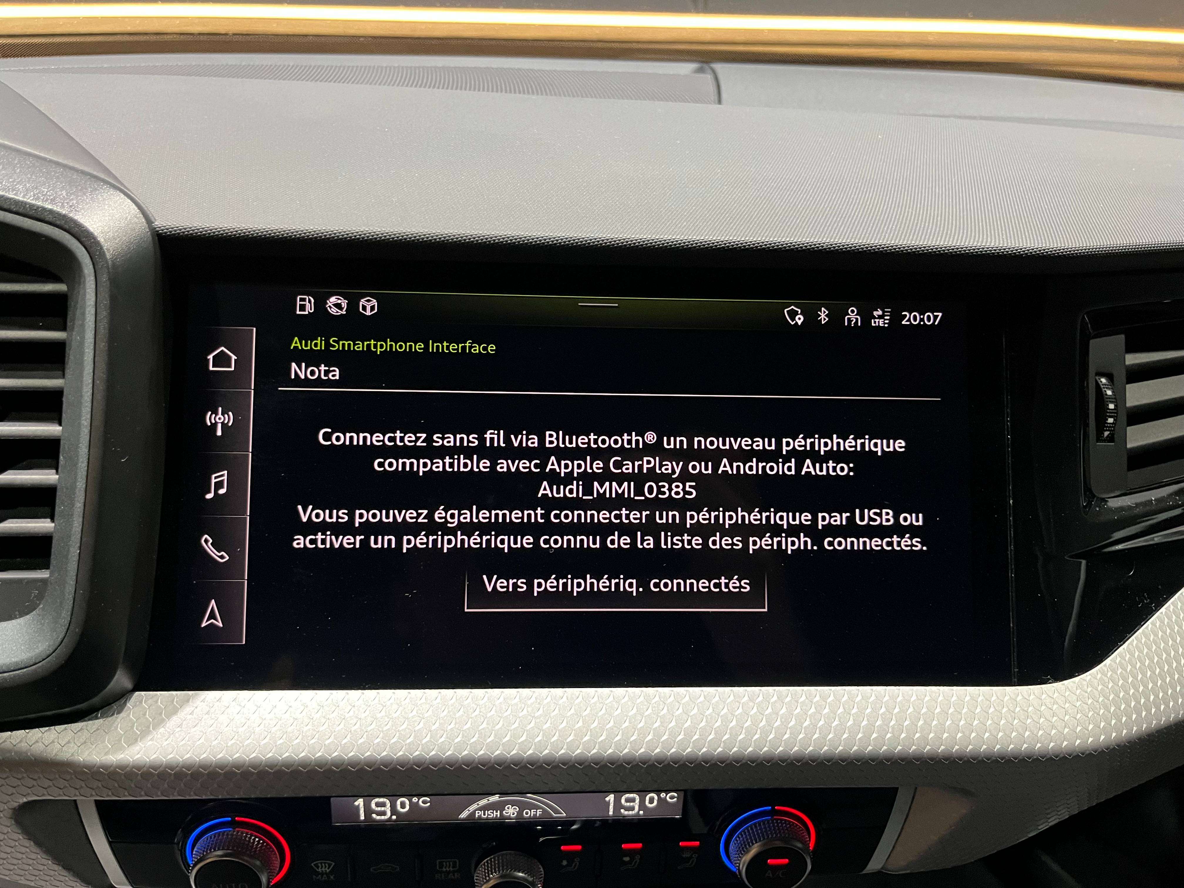 Audi A1 Sportback 1.0 TFSI S tronic*CARPLAY*1ER PROP*GARANTIE
