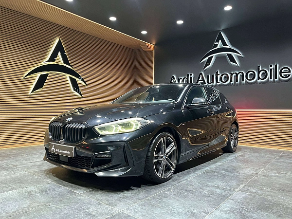 BMW 118 iA *PACK M*CARPLAY*FULL LED*1ER PROPRIO*GARANTIE*