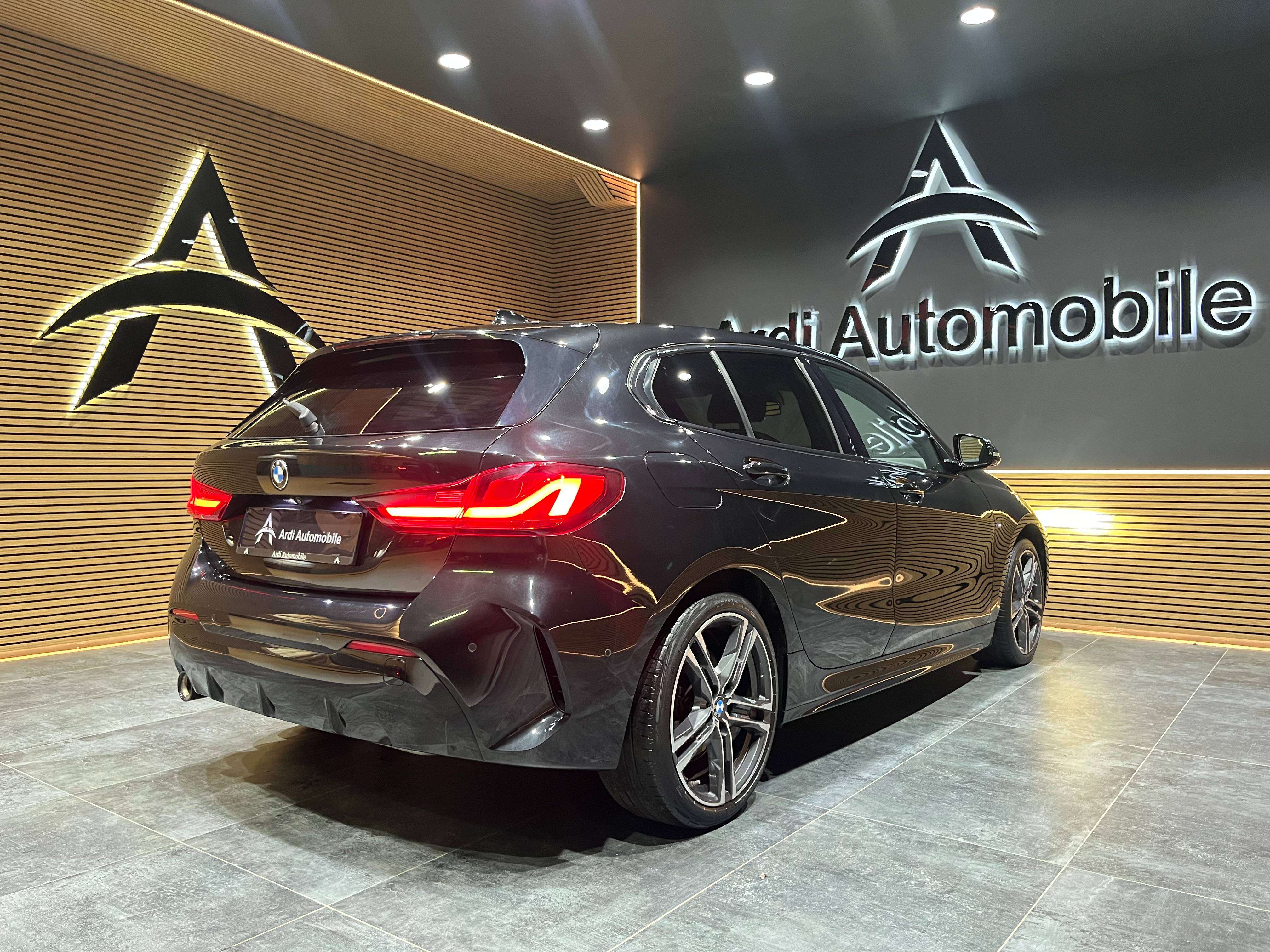 BMW 118 iA *PACK M*CARPLAY*FULL LED*1ER PROPRIO*GARANTIE*