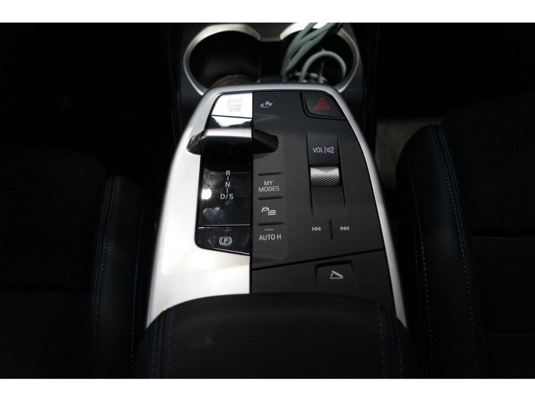 Bmw X1 sDrive 20d - BV DKG Palettes U11 M Sport 150 CH