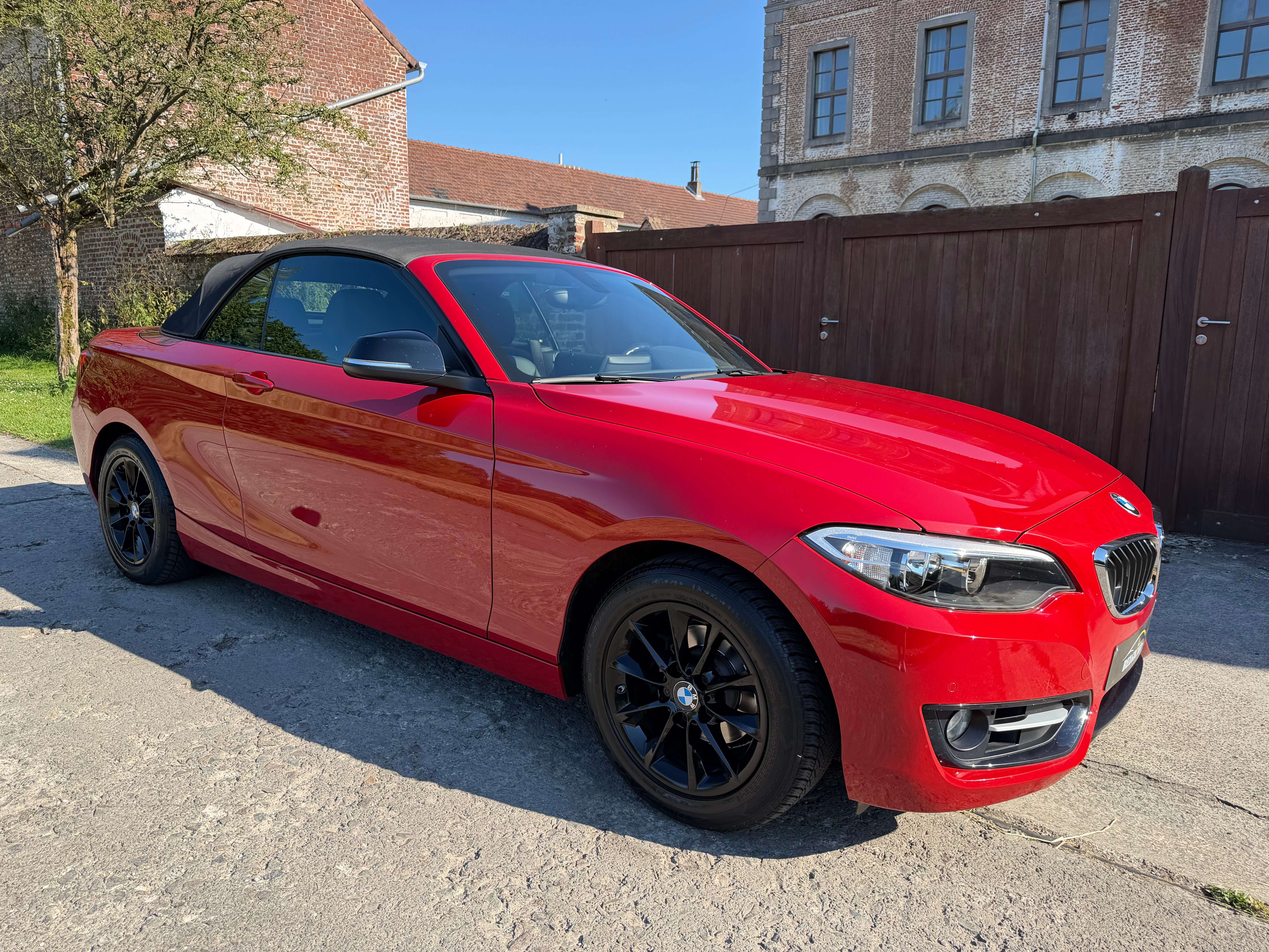 BMW 218 iA Cabriolet ** GPS // CRUISE // PDC // GARANTIE **