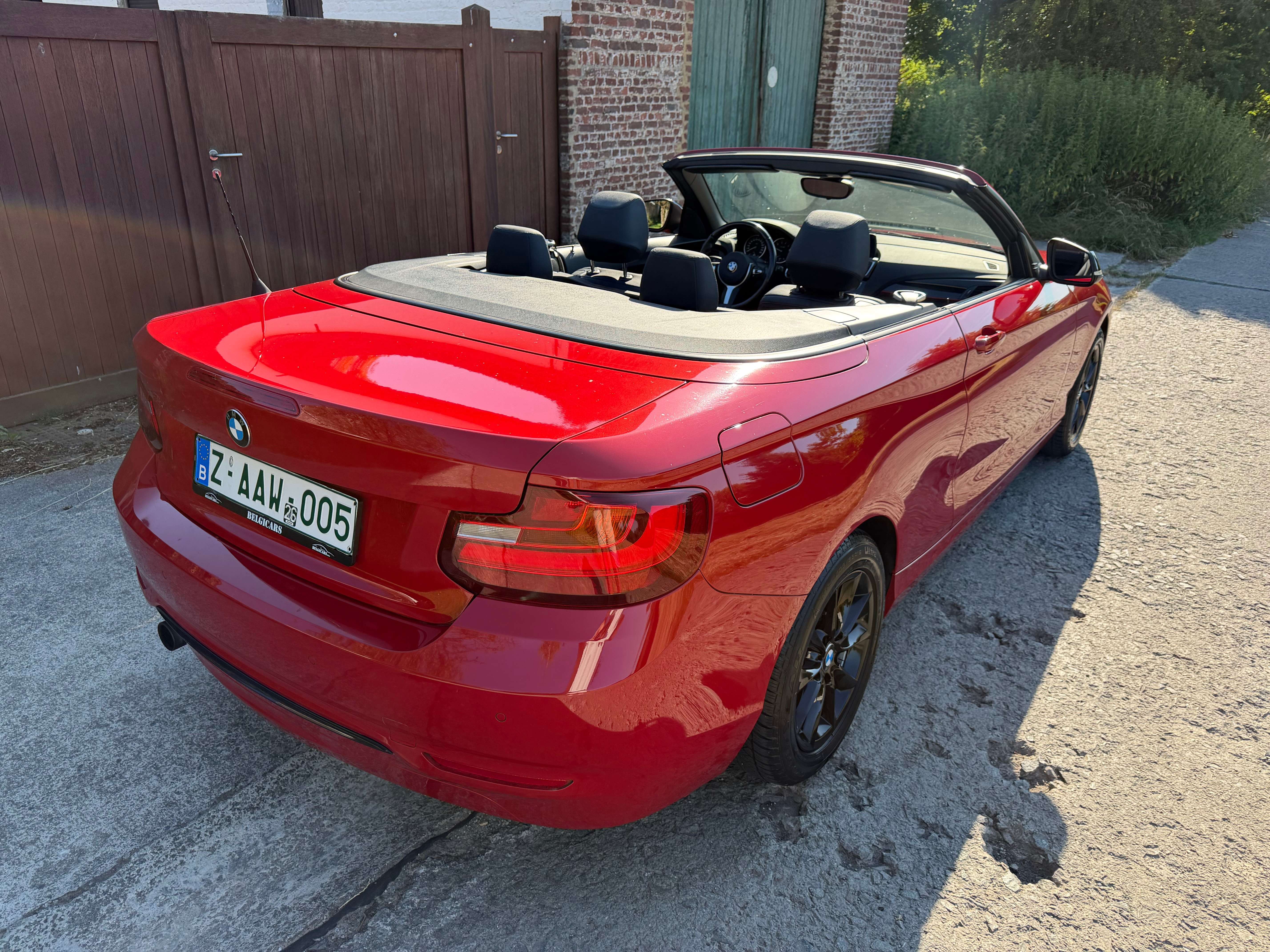 BMW 218 iA Cabriolet ** GPS // CRUISE // PDC // GARANTIE **