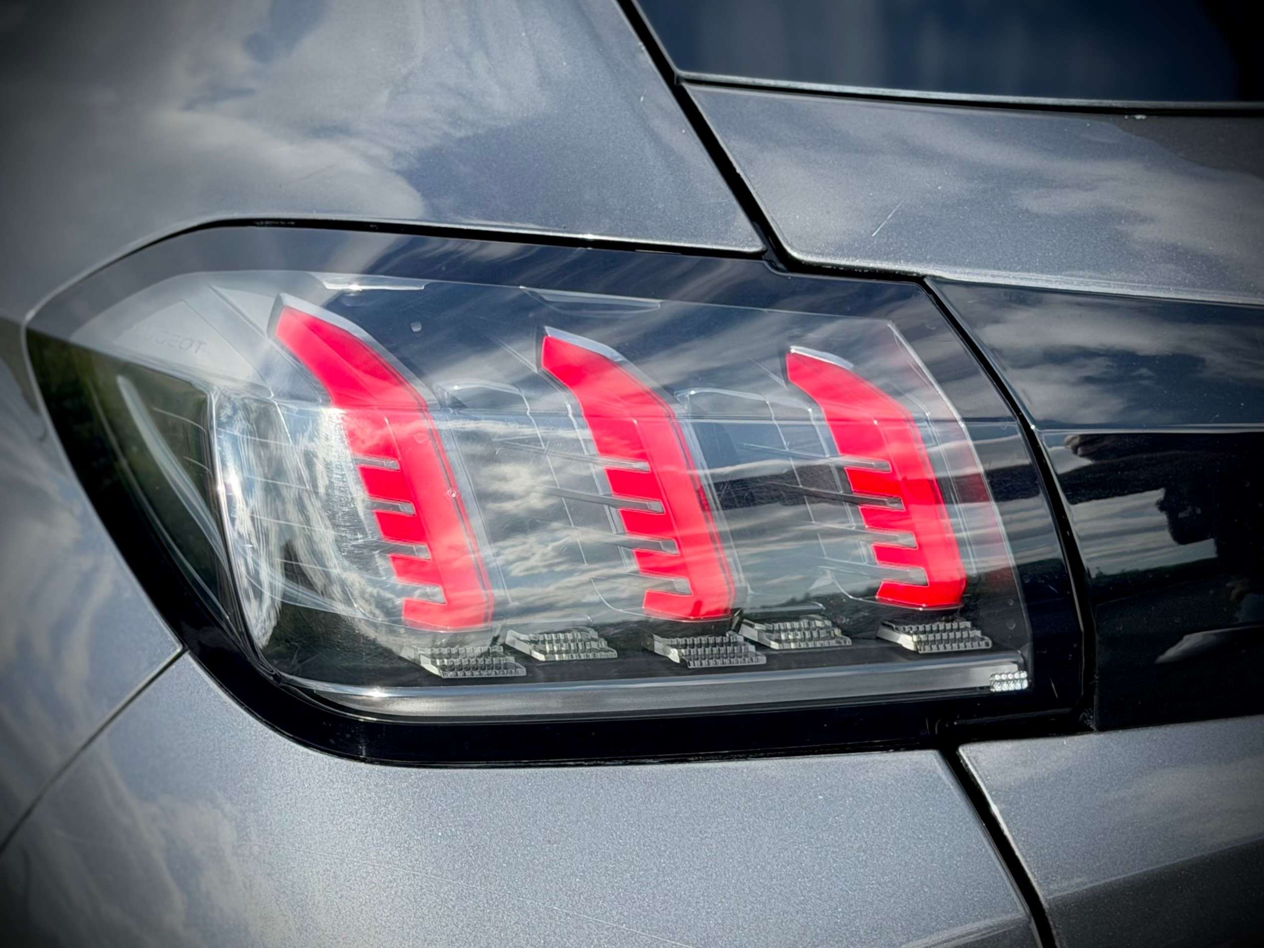 Peugeot 208 208 1.2 PureTech GT (EU6.4)