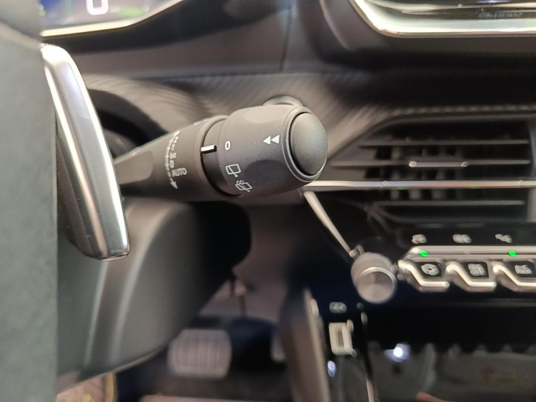 Peugeot 2008 II 1.5 BLUEHDI 130 S&S EAT8 ALLURE BUSINESS