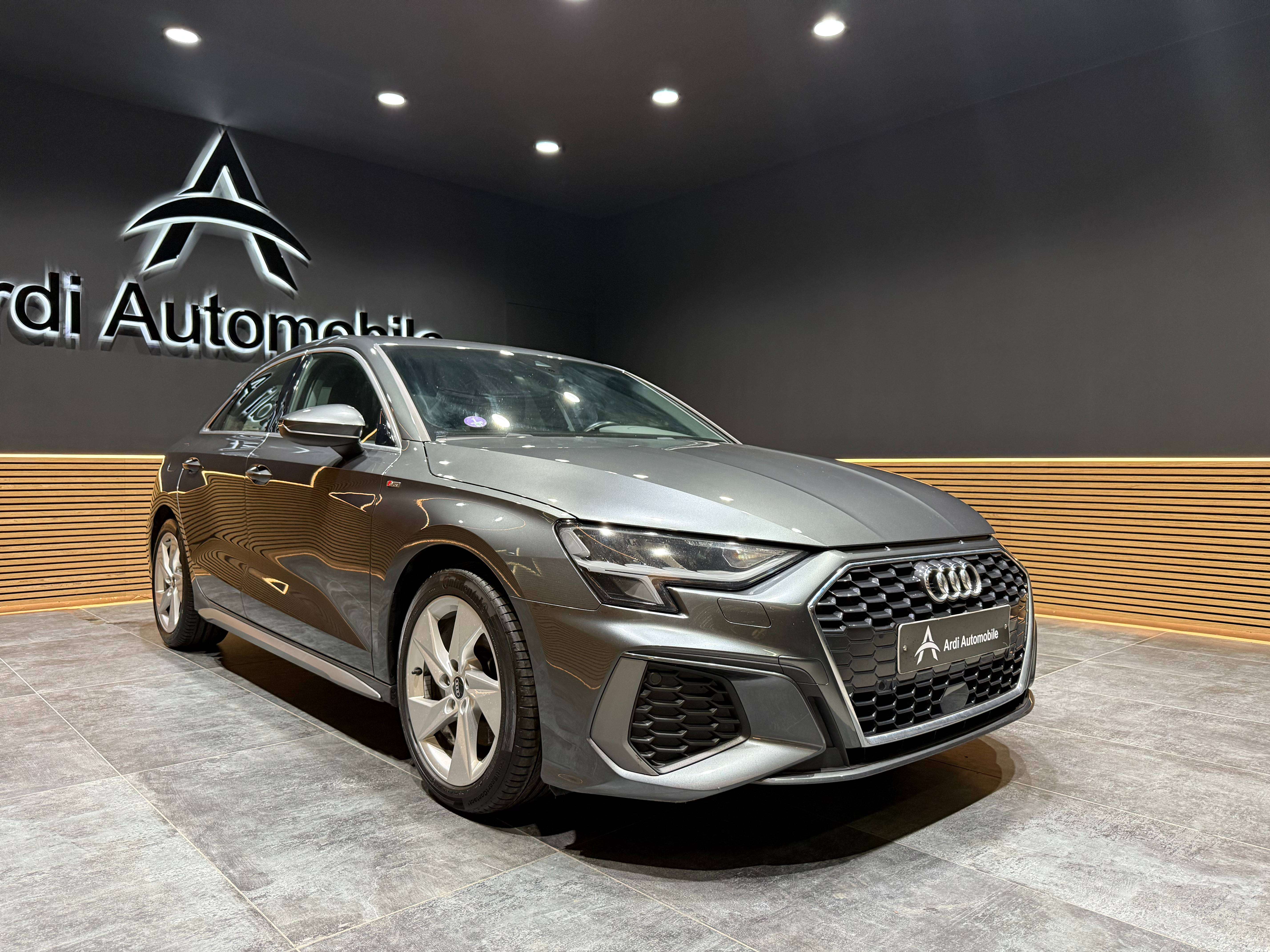Audi A3 1.0 TFSI S line *CARPLAY*XENON*1ER PROPRIO*GARANTIE*