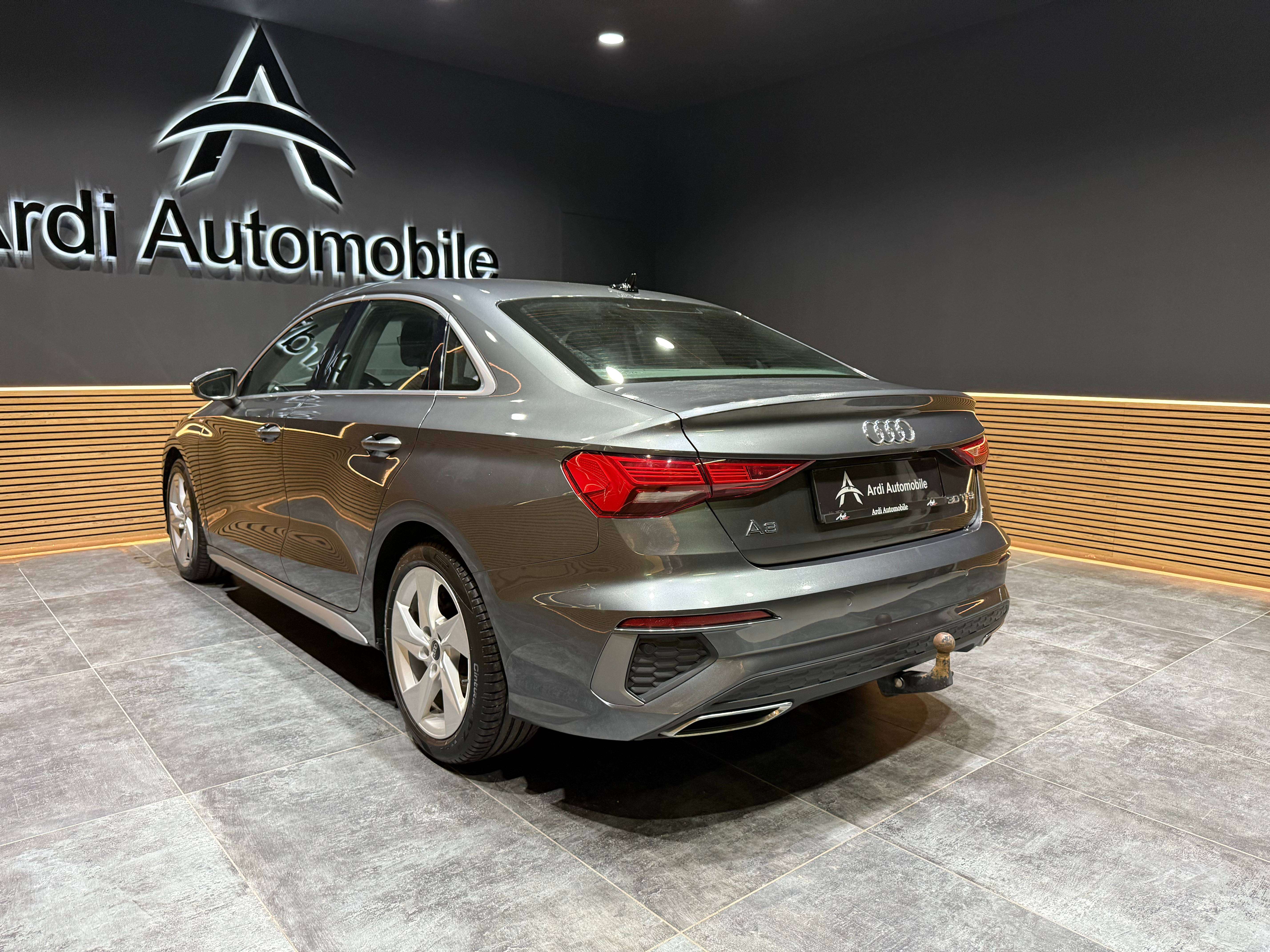 Audi A3 1.0 TFSI S line *CARPLAY*XENON*1ER PROPRIO*GARANTIE*