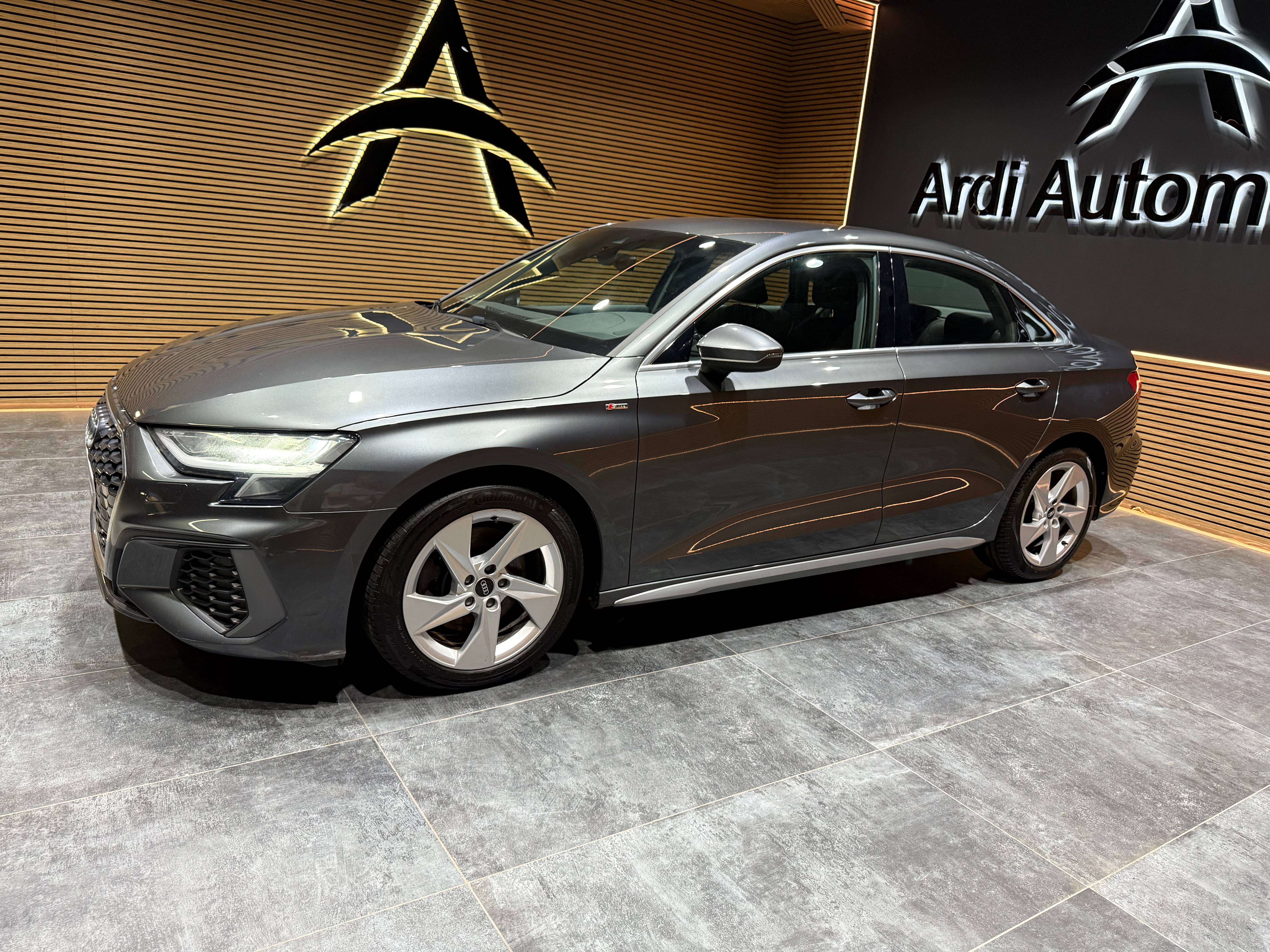 Audi A3 1.0 TFSI S line *CARPLAY*XENON*1ER PROPRIO*GARANTIE*