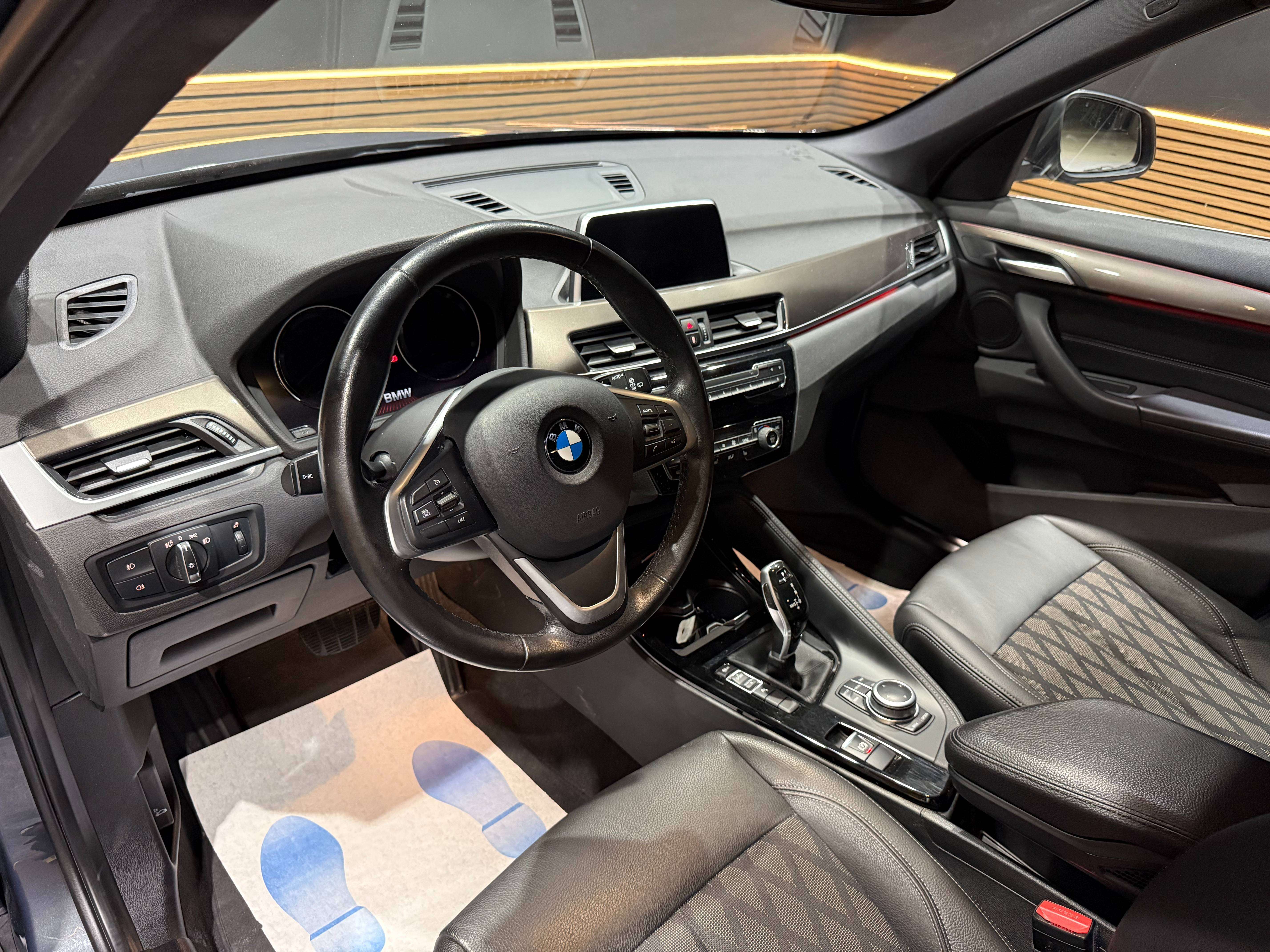 BMW X1 1.5iA sDrive *TVA*SIEGE CHAUFF*CAMERA*1ER PROPRIO*GARANTIE*