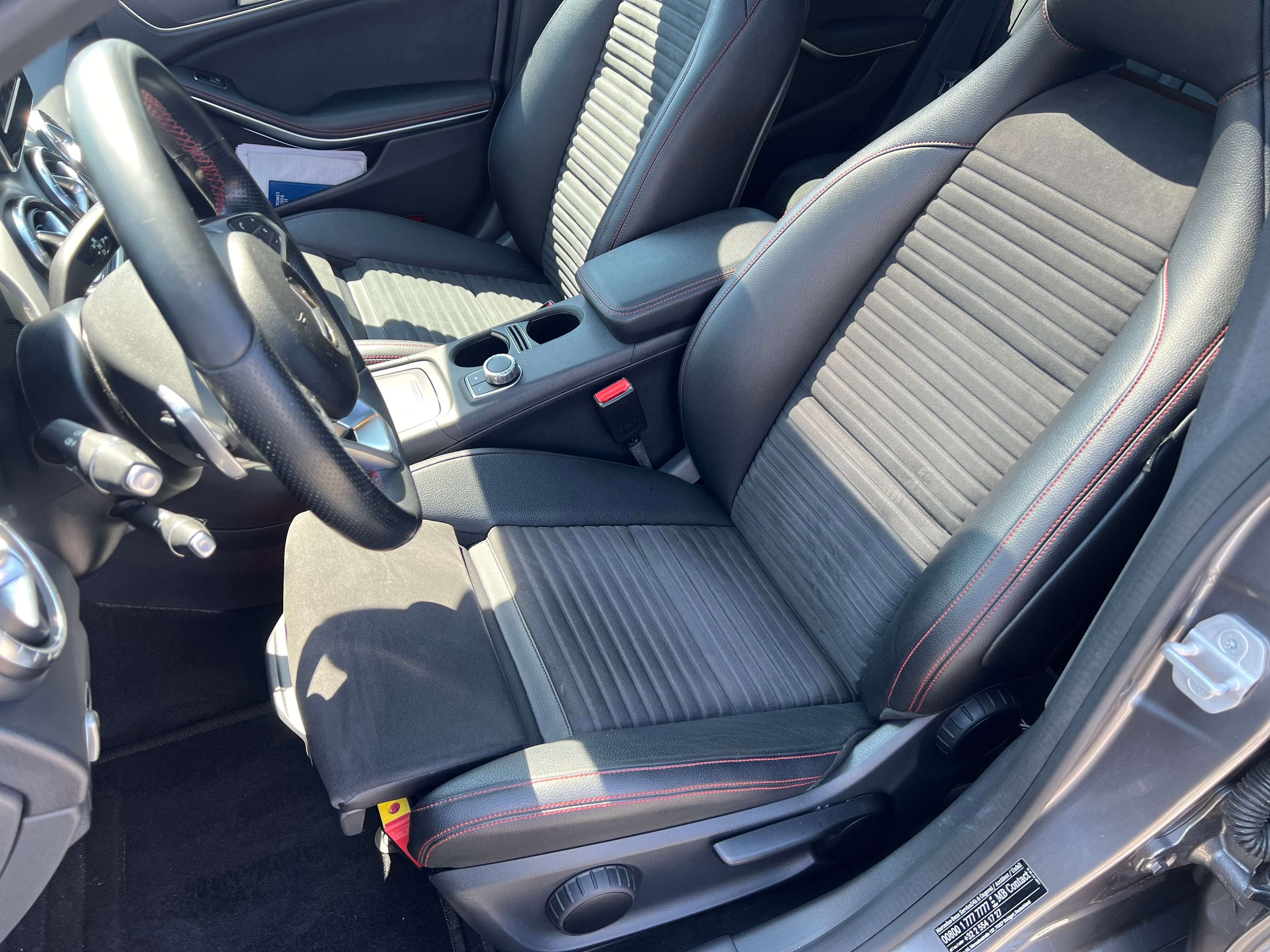 Mercedes-Benz CLA 200 CLA 200 d
