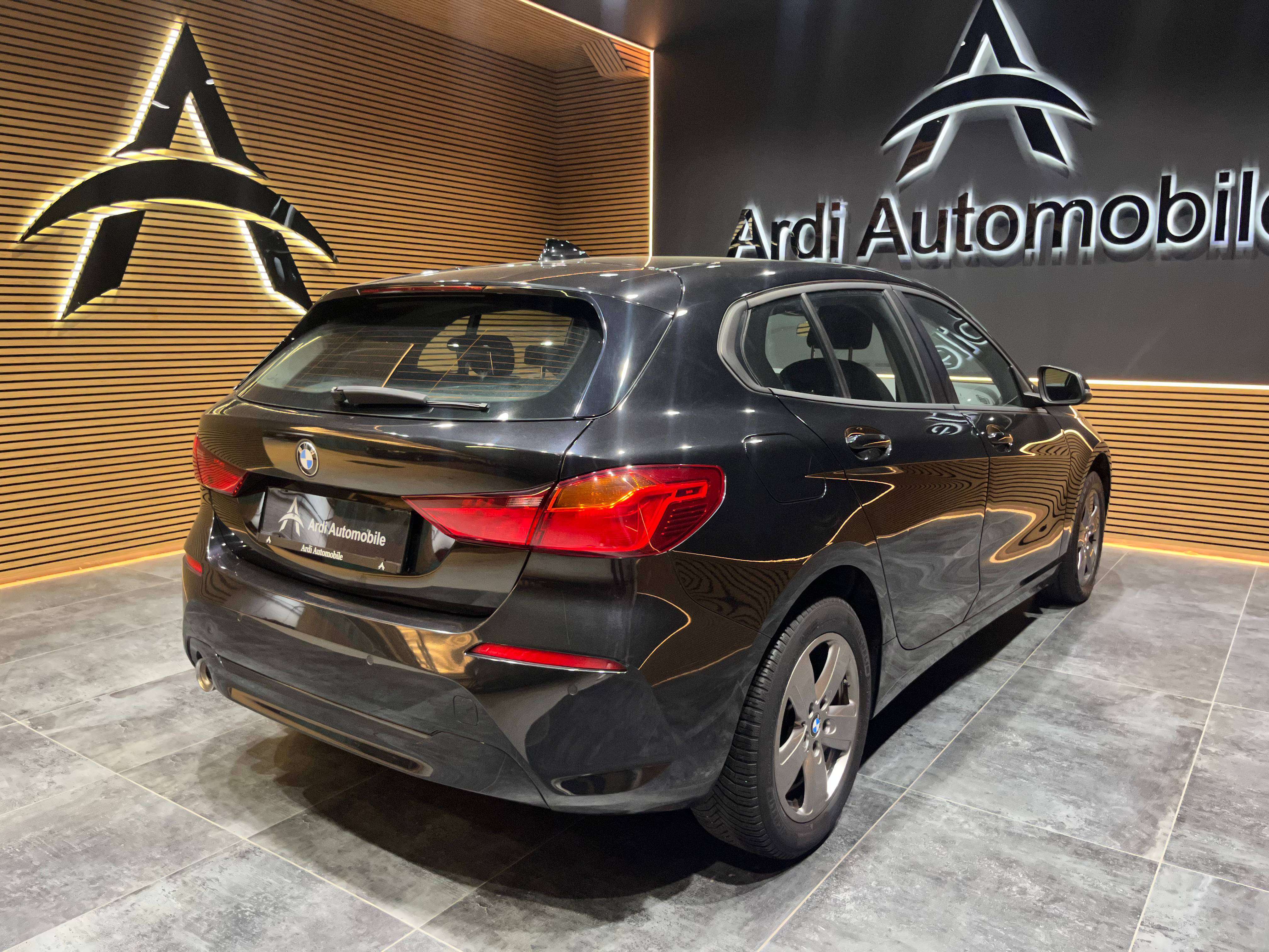 BMW 116 116 d *GARANTIE*NAVI*CRUISE*CAPTEUR AV+AR*