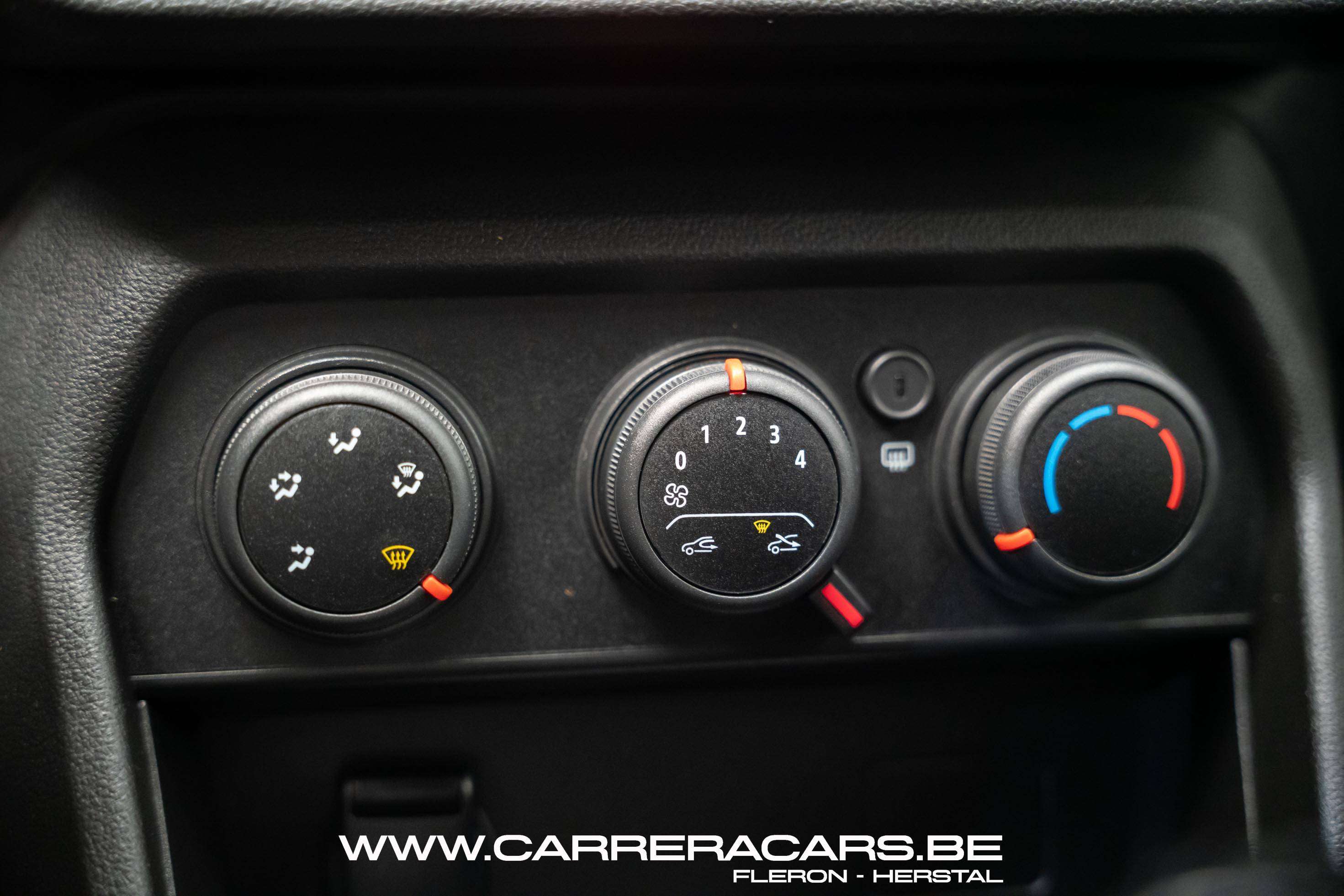 Dacia Sandero 1.0i SCe Acces*|8000KM*CRUISE*1ER MAIN*GARANTIE*| thumbnail