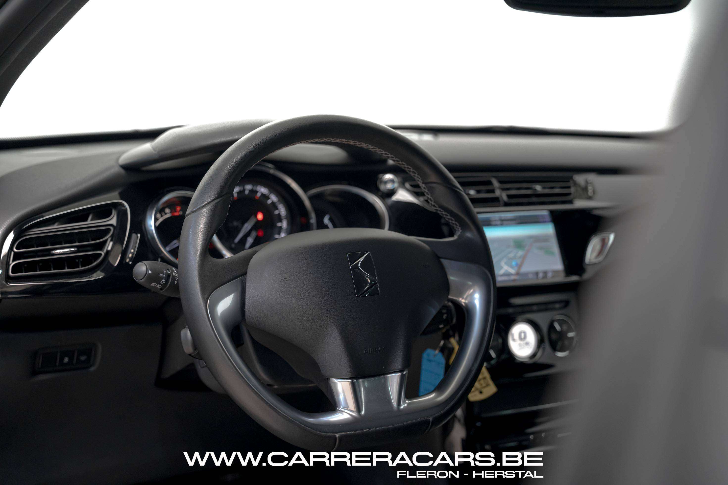 DS Automobiles DS 3 1.2 So Chic S*|NAVI*CAMERA*PDC*CRUISE*CLIMA*HIFI*GARANTIE*| thumbnail
