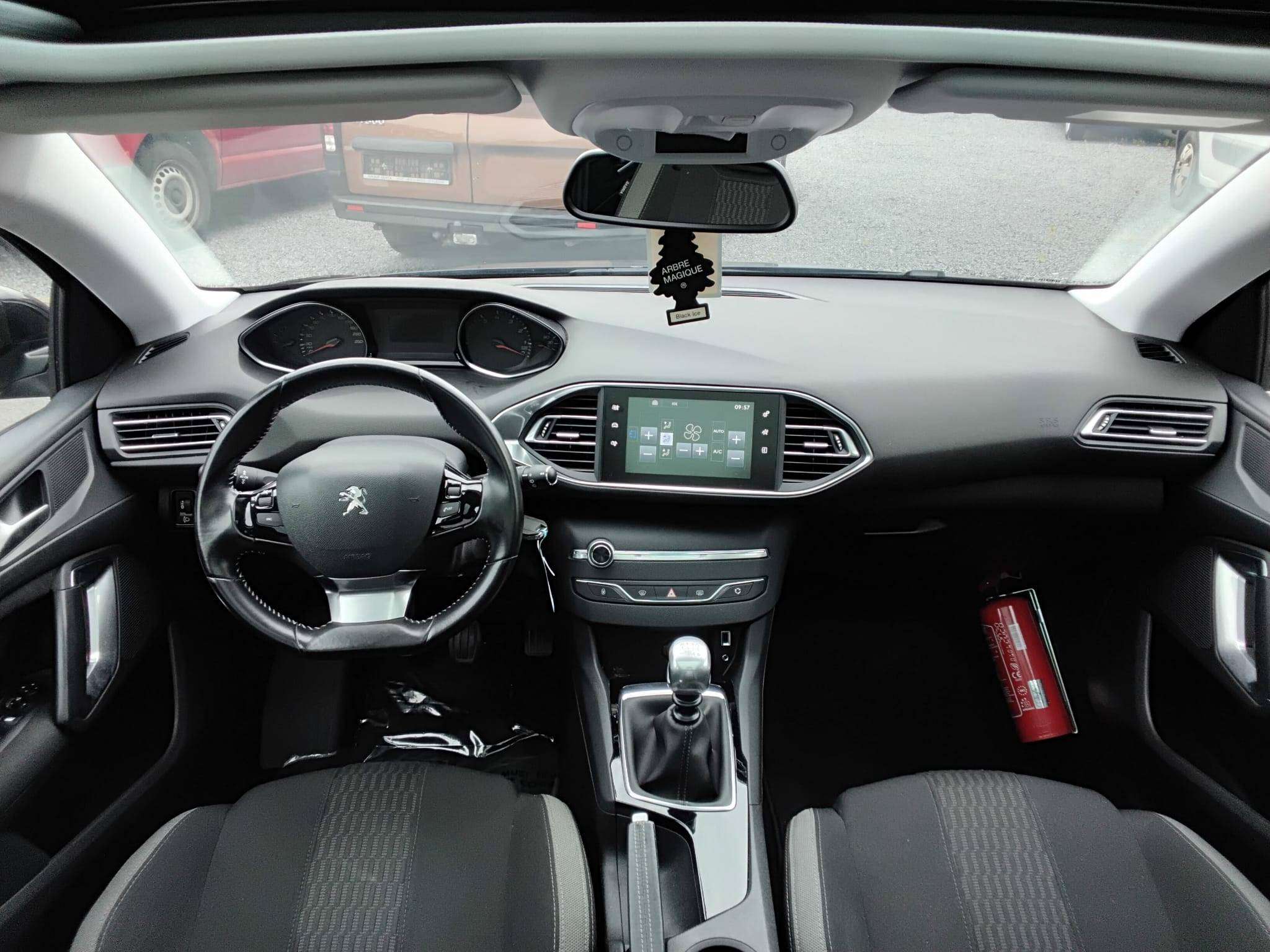 Peugeot 308 PARKHULP VOOR&ACHTER AIRCO PANODAK BLUETOOTH CRUISE thumbnail