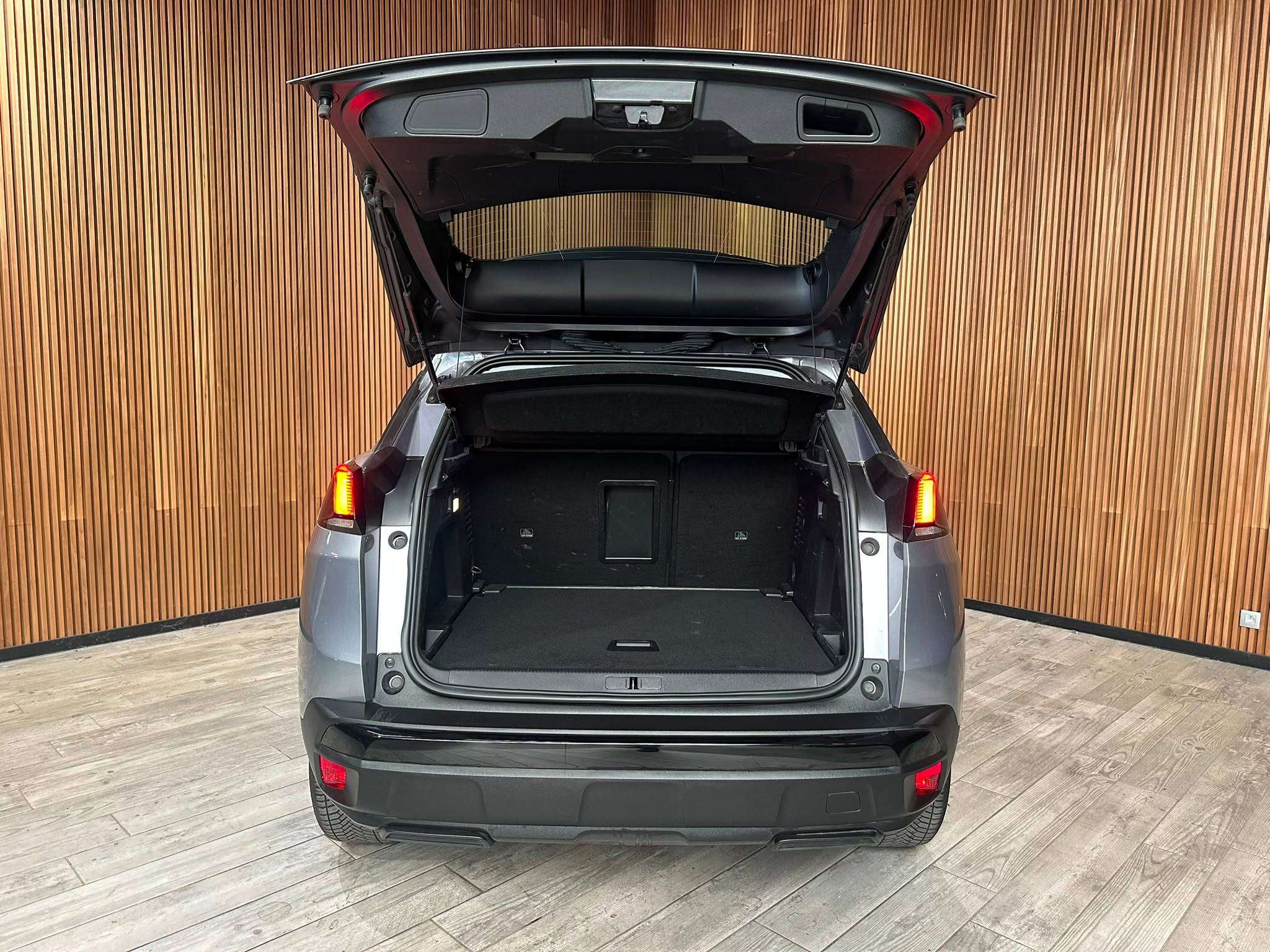 Peugeot 3008 1.5 HDi Aut. Alu18"/Cam360/Led/Pdc *1j garantie*