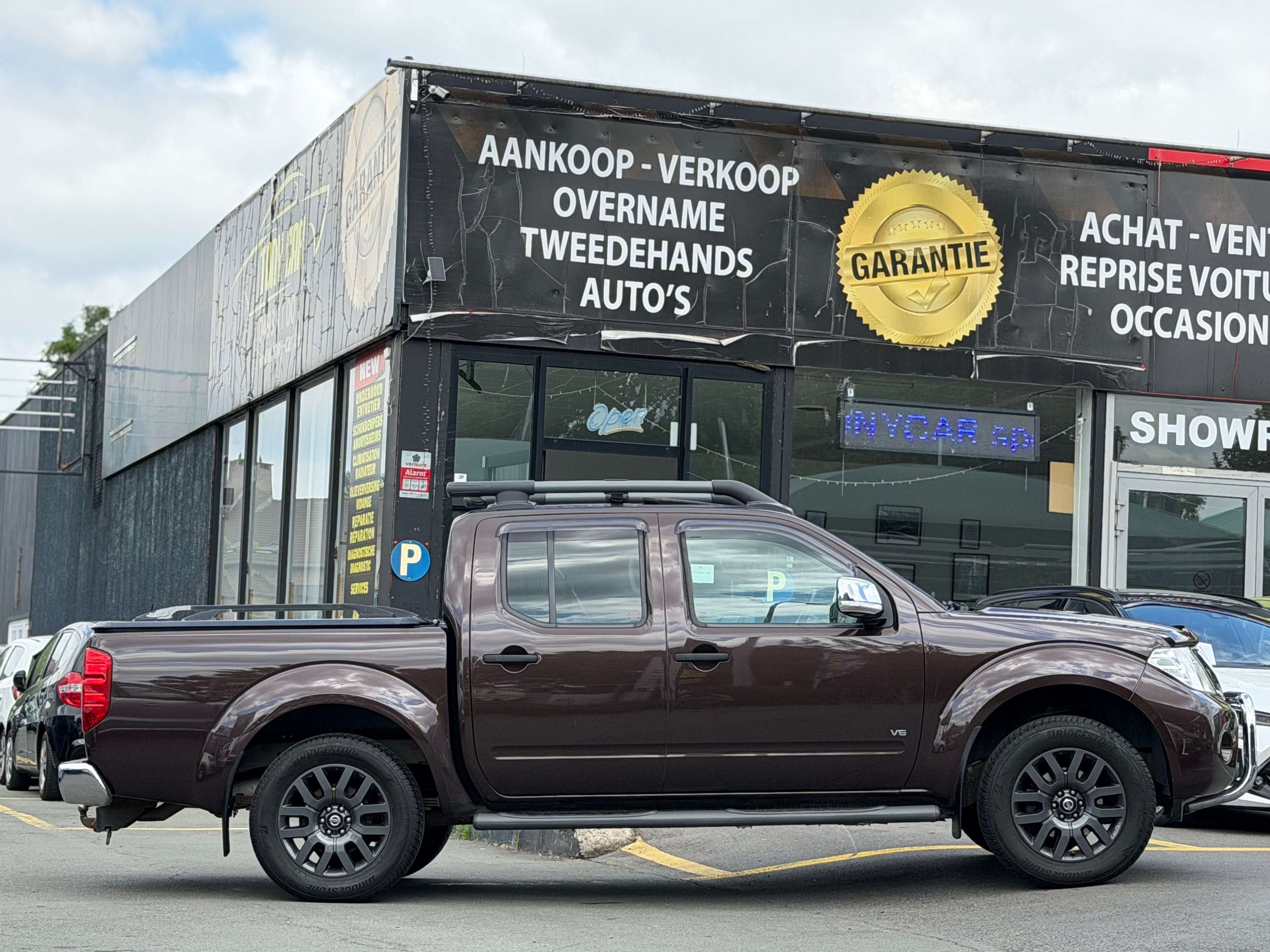 Nissan Navara 3.0 dCi V6 4x4*boîte auto*NAVI*CAMERA*CUIR*