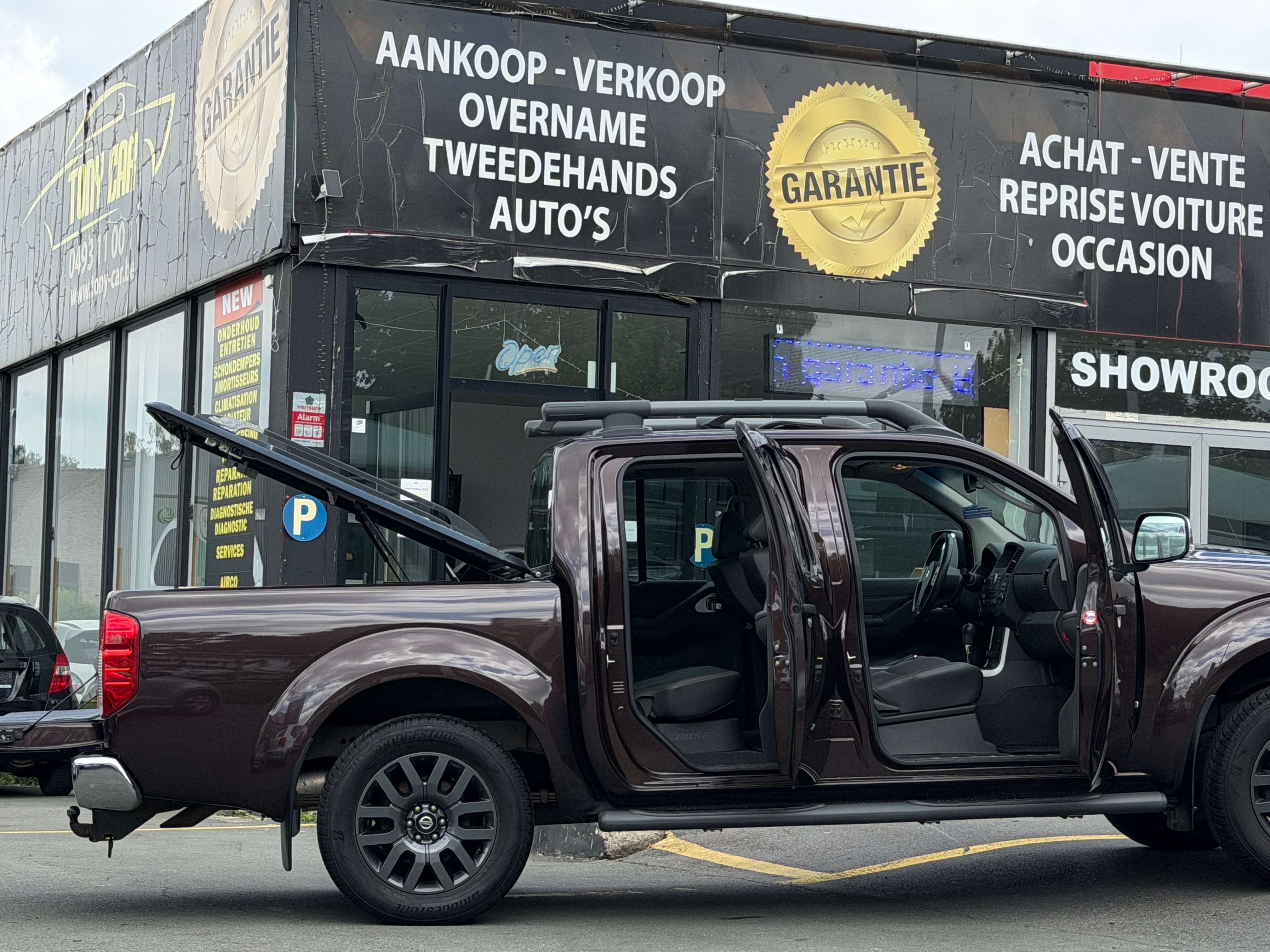 Nissan Navara 3.0 dCi V6 4x4*boîte auto*NAVI*CAMERA*CUIR*