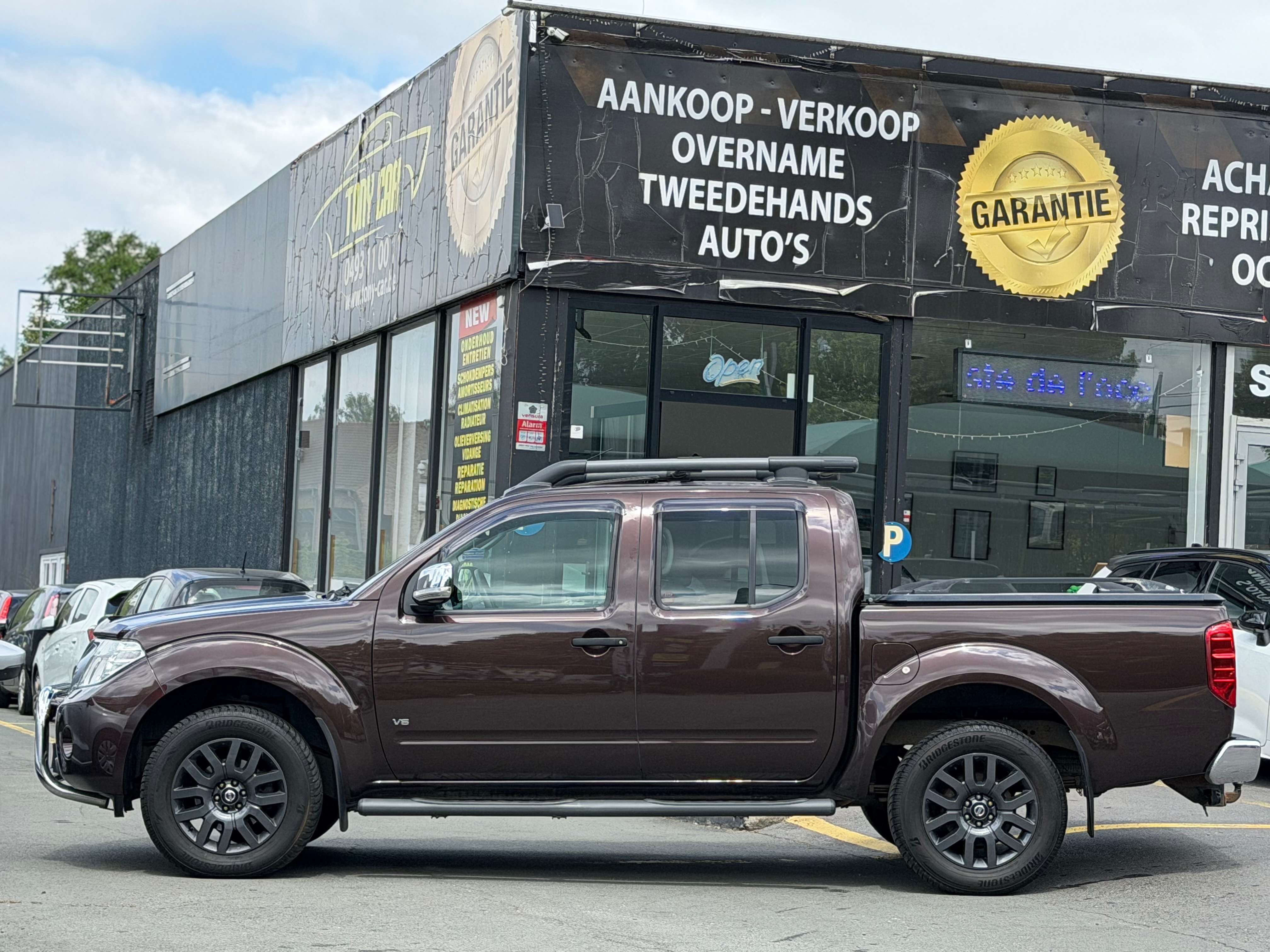 Nissan Navara 3.0 dCi V6 4x4*boîte auto*NAVI*CAMERA*CUIR*