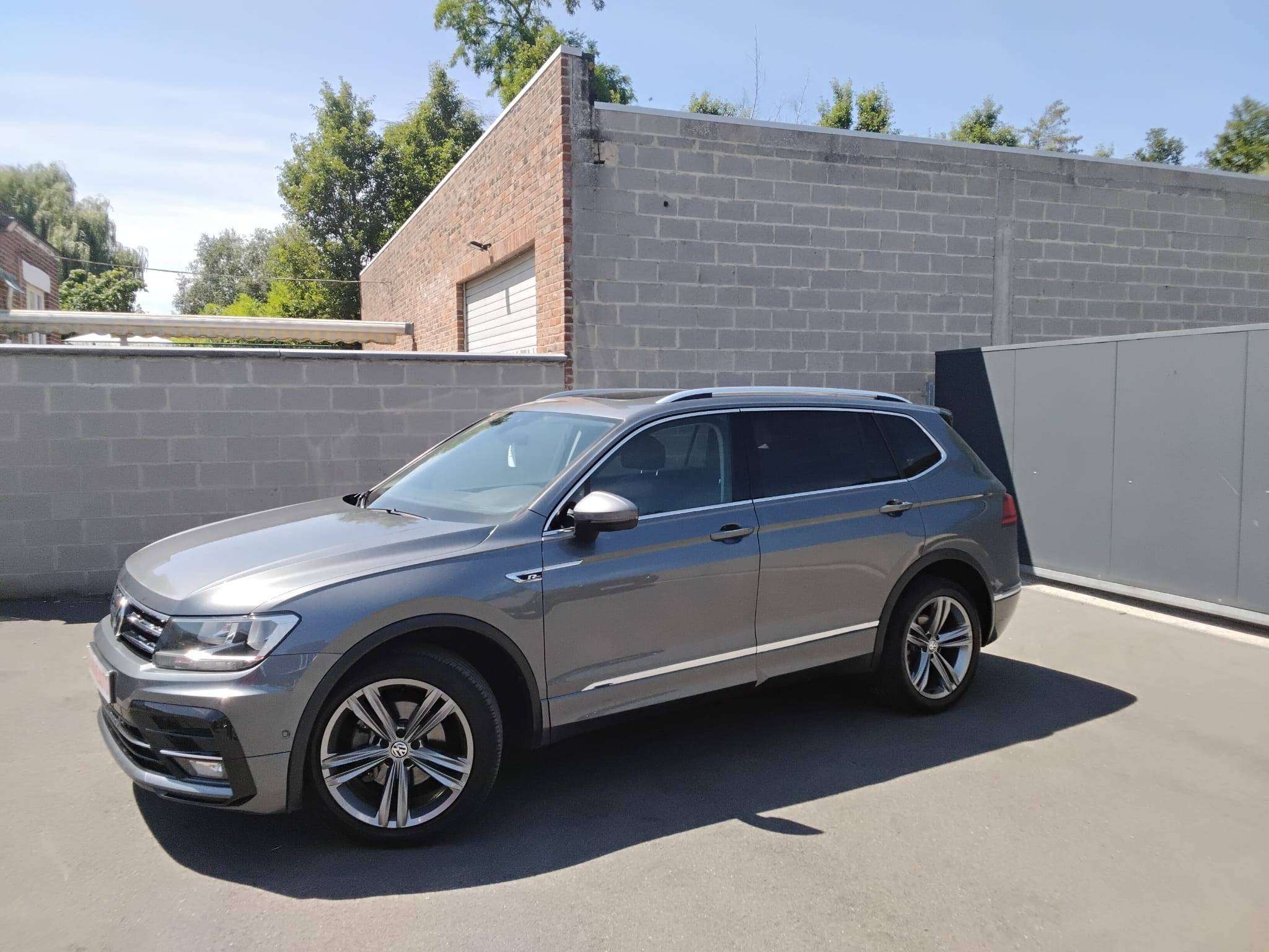 Volkswagen Tiguan Allspace 1.5 TSI R-LINE *FULL OPTIE* AUTOM LEDER 360°CAM CARPLAY PANODAK thumbnail
