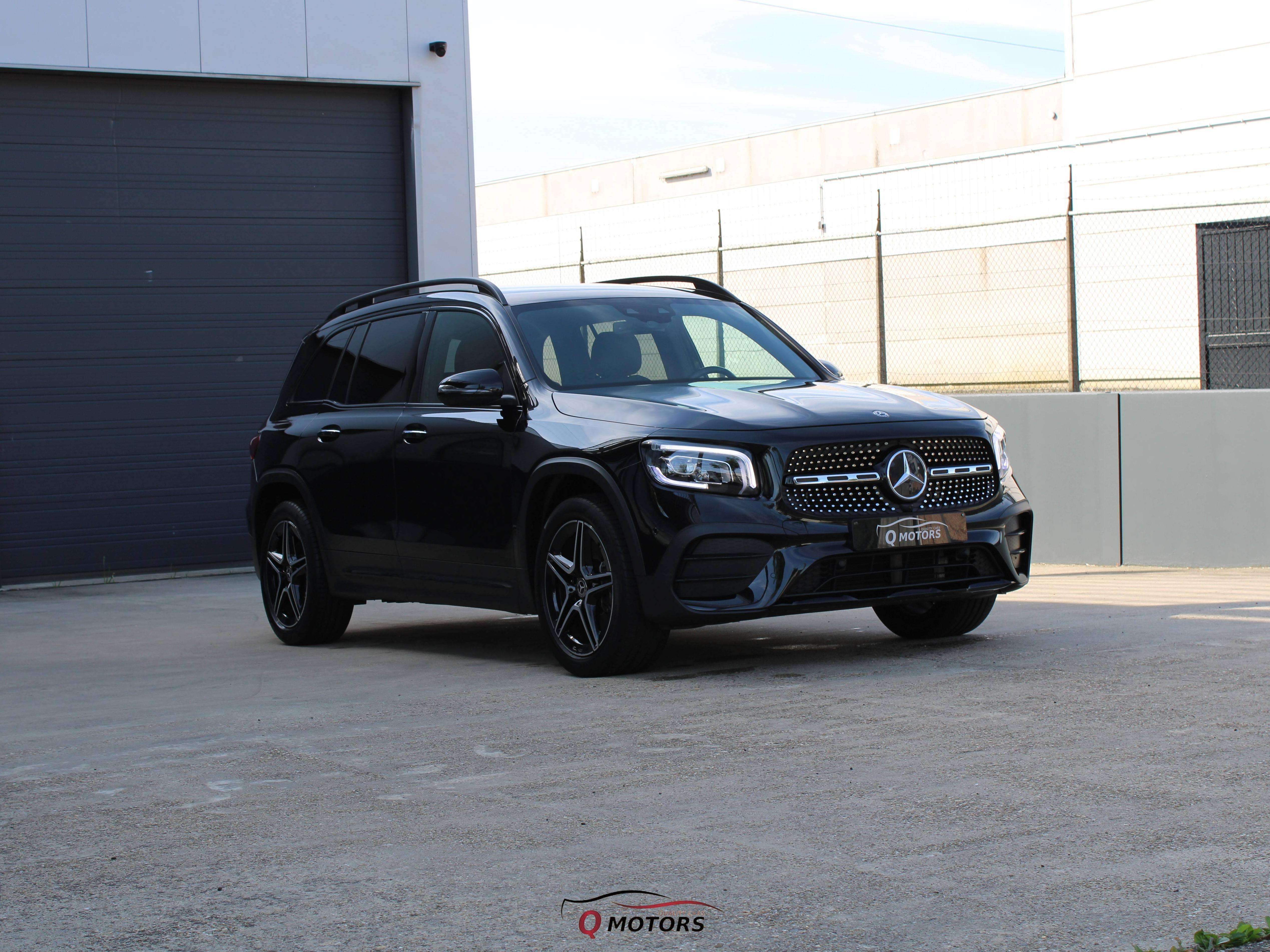 Mercedes-Benz GLB 250 4-Matic AMG-LED-KEYLESS AMBIENT/CAMERA/CARPLAY/TREKHAAK
