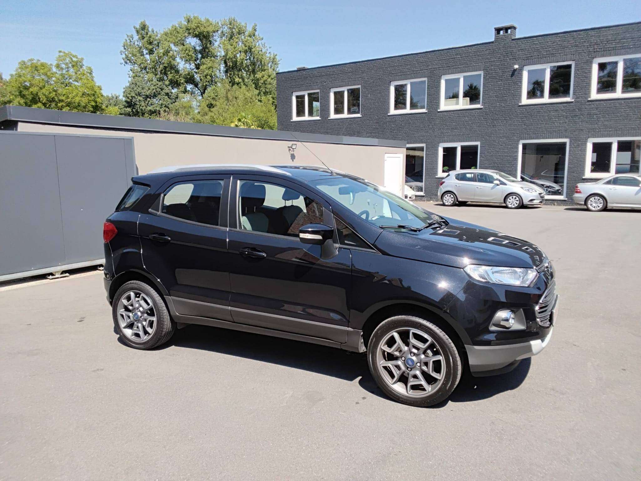 Ford EcoSport 1.0 EcoBoost 4x2 Titanium TREKHAAK PARKHULP ACHTER AIRCO BLUETOOTH