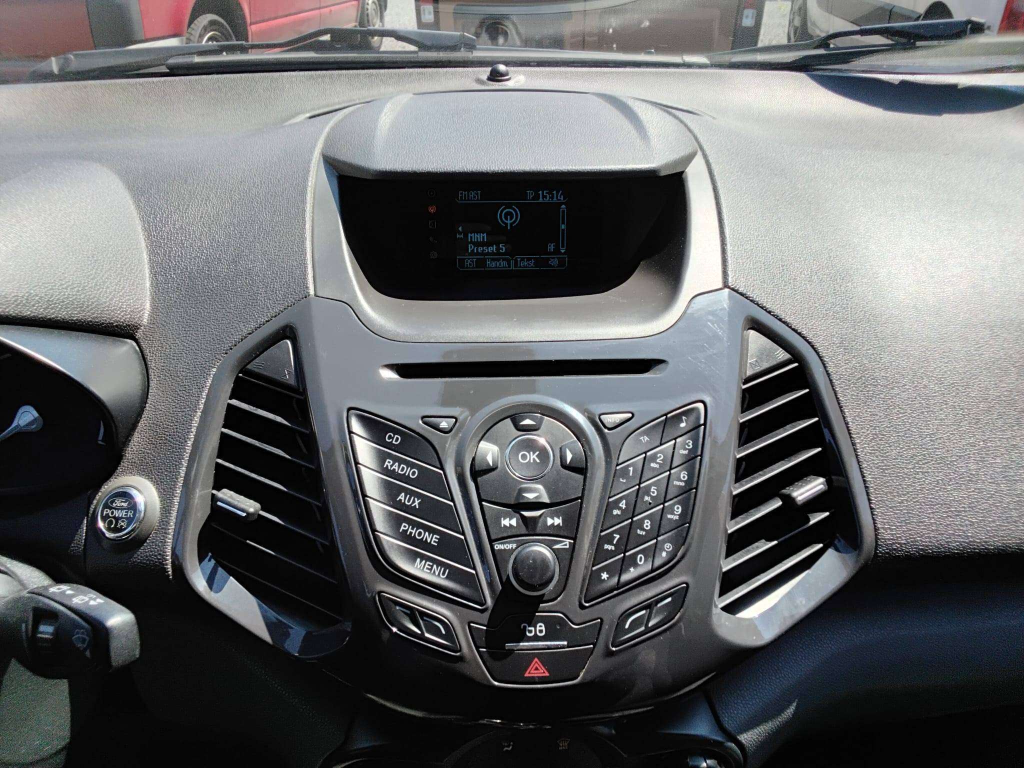 Ford EcoSport 1.0 EcoBoost 4x2 Titanium TREKHAAK PARKHULP ACHTER AIRCO BLUETOOTH