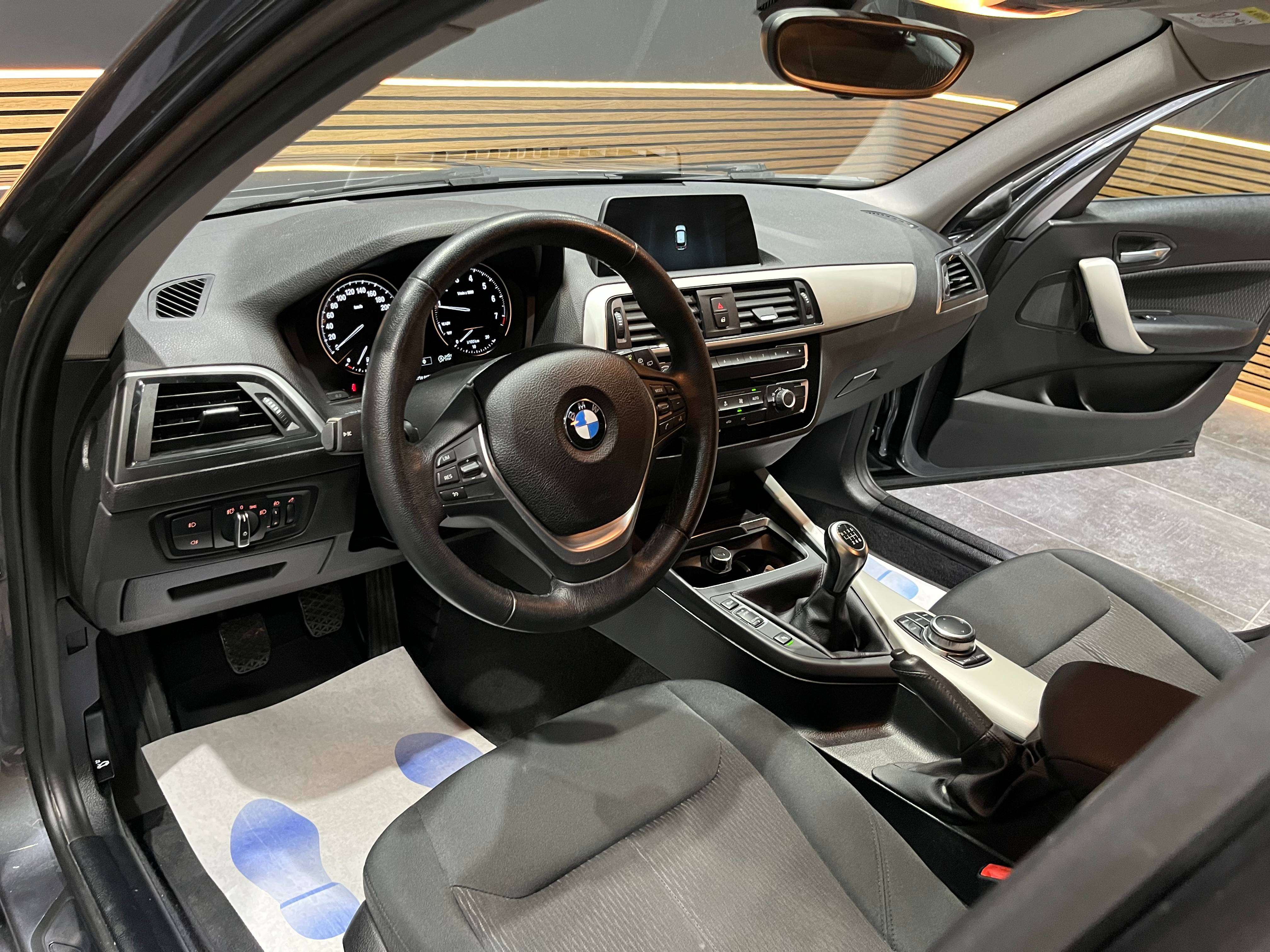 BMW 116 i *CRUISE CONTROL*CAPTEUR AV+AR*GARANTIE*