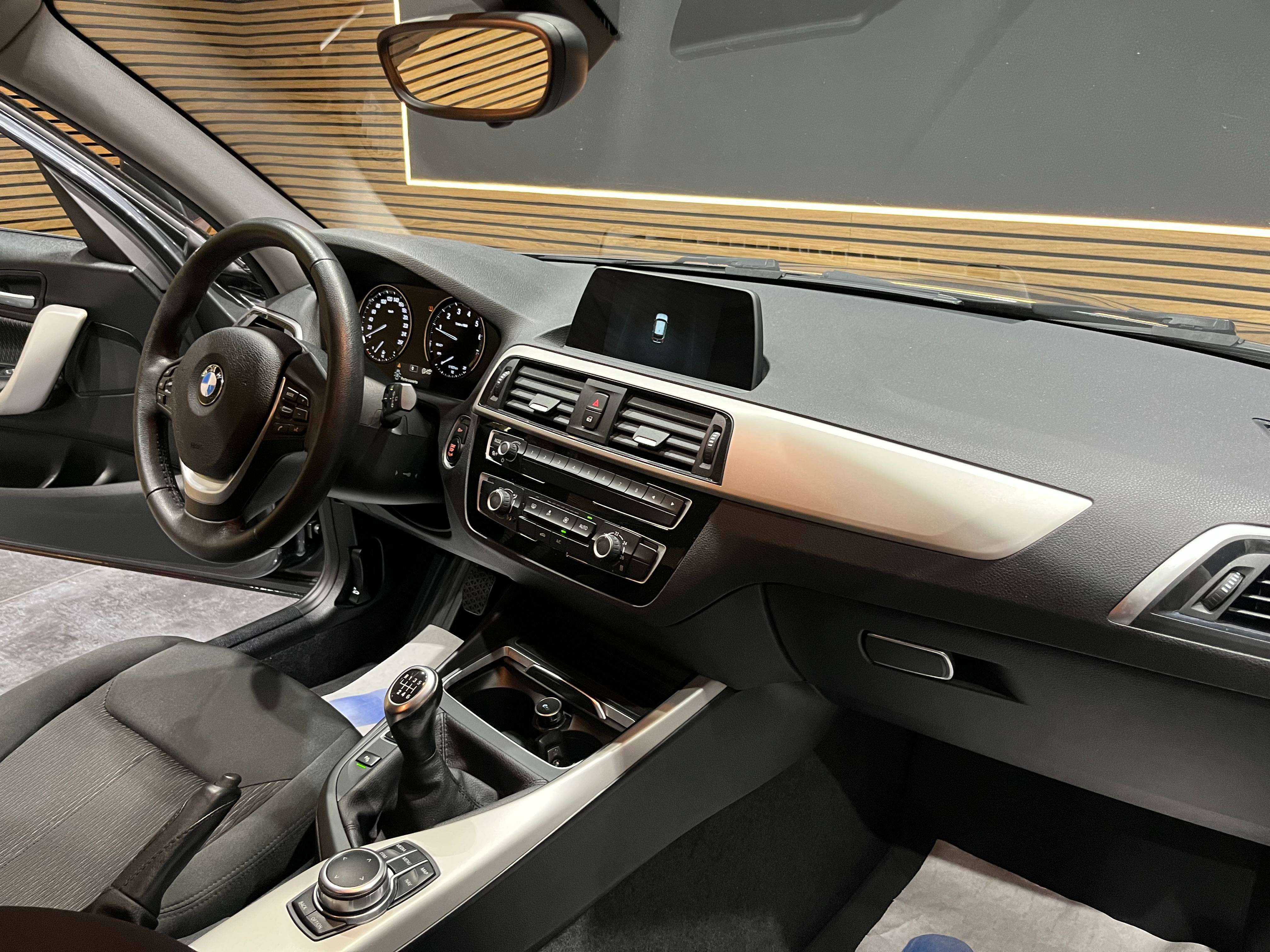 BMW 116 i *CRUISE CONTROL*CAPTEUR AV+AR*GARANTIE*