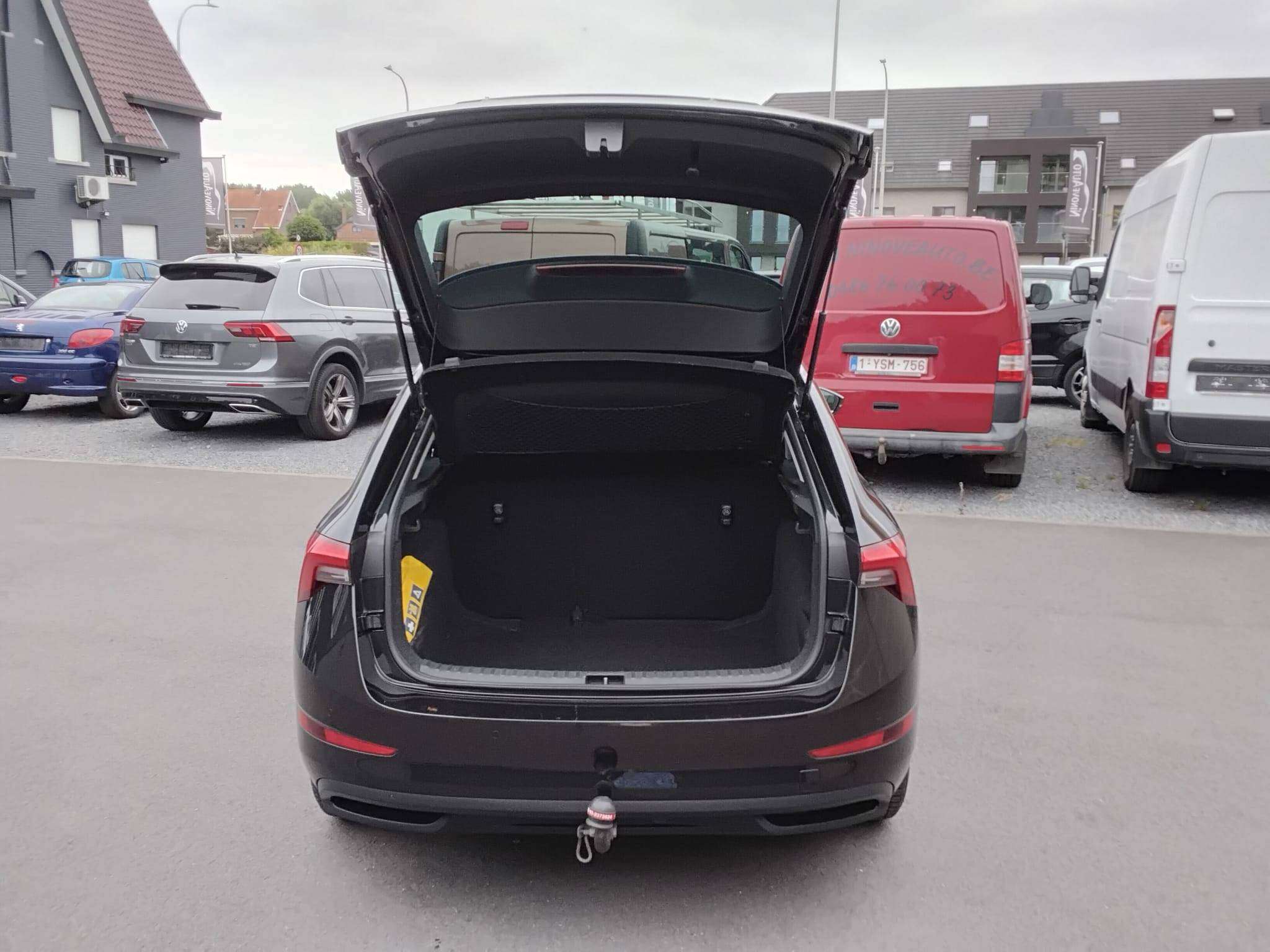 Skoda Scala 1.0 TSI Ambition  CARPLAY  TREKHAAK PARKHULP ACHTER BLUETOOTH  *74000KM*