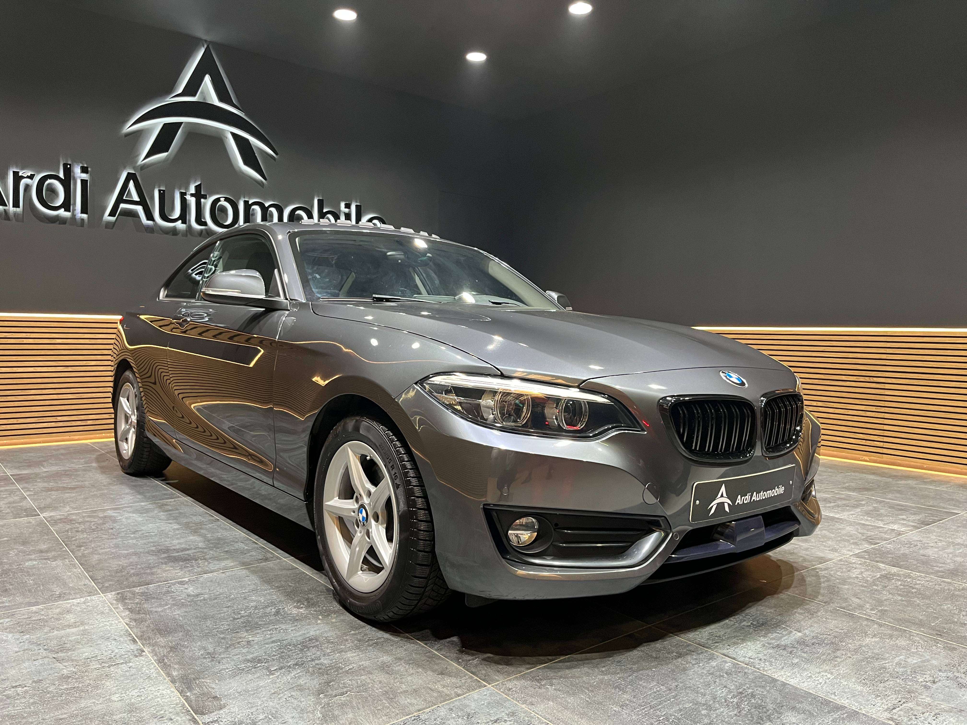 BMW 220 iA Coupé *PACK SPORT*TOIT OUVRANT*1ER PROPRIO*GARANTIE*