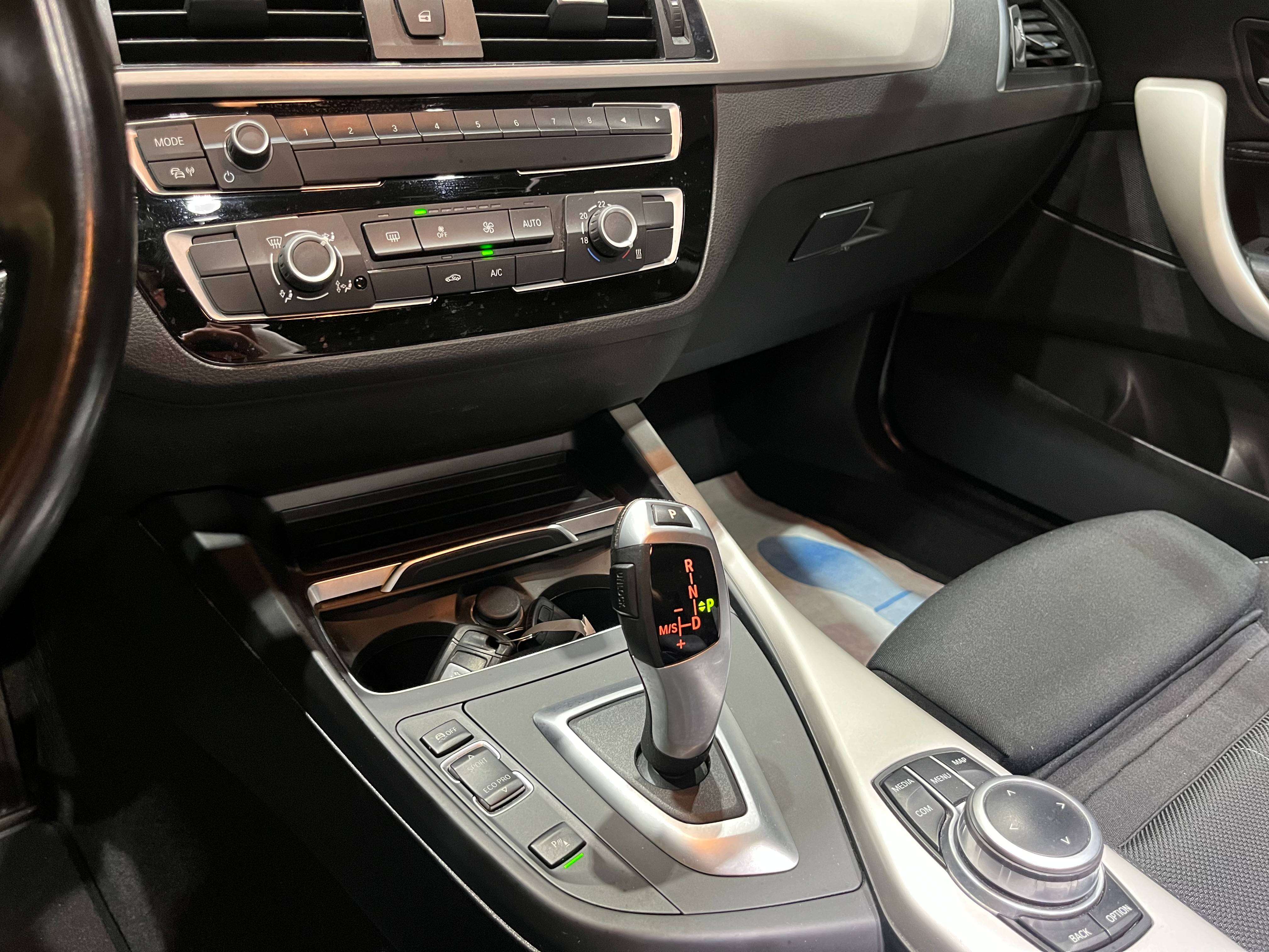 BMW 220 iA Coupé *PACK SPORT*TOIT OUVRANT*1ER PROPRIO*GARANTIE*
