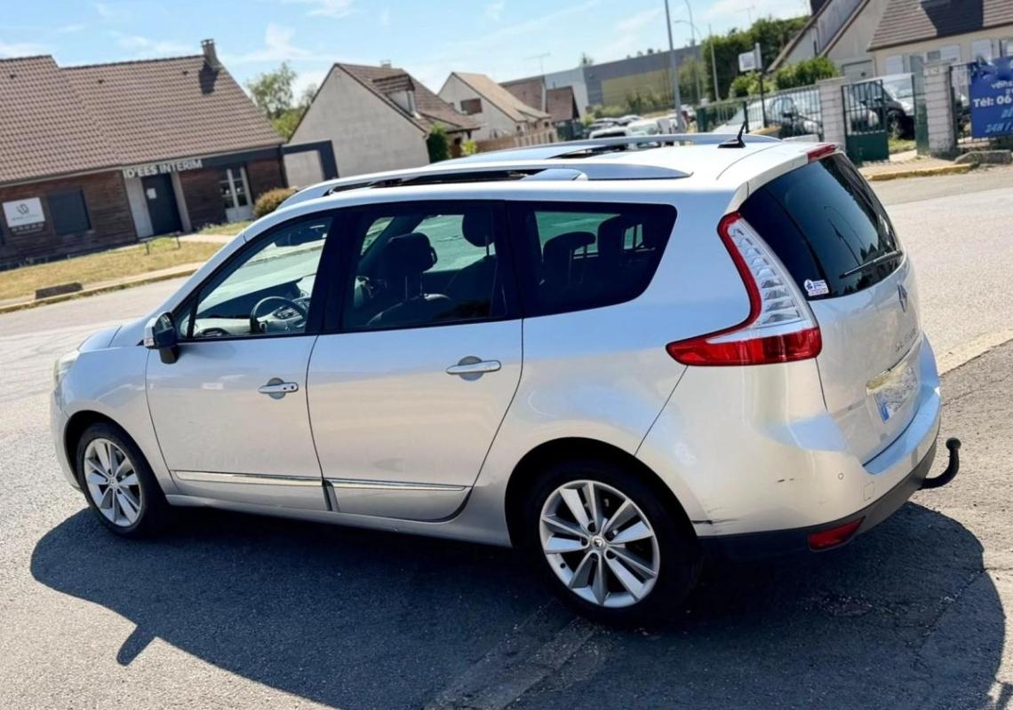 Renault Grand Scenic 1.6 DCI 130 CV INITIALE PARIS 7 PL TOIT OUVRANT